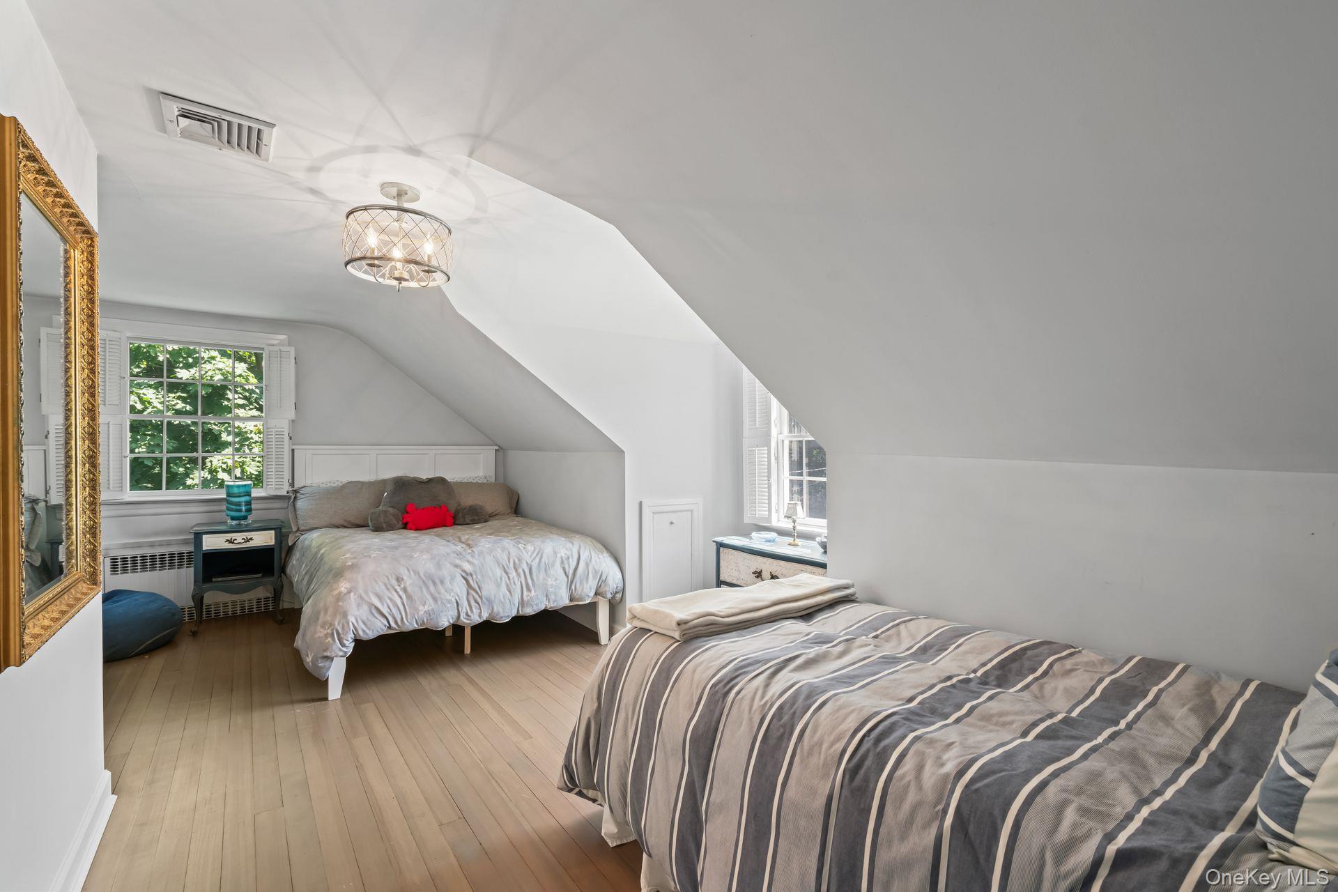 #17 photo, 14 Thorman Lane, サフォーク郡 Huntington , NY 11743