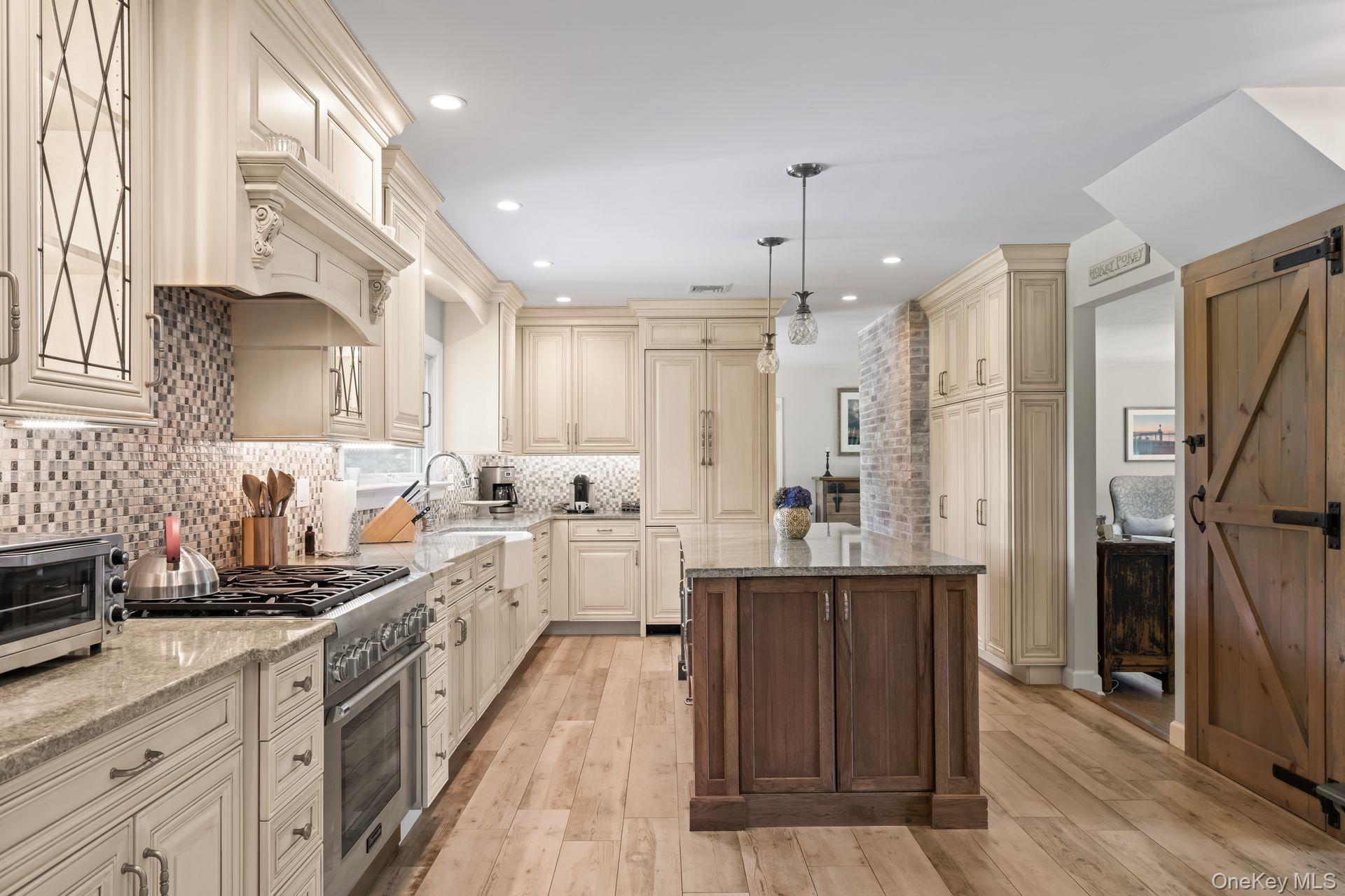 #8 photo, 14 Thorman Lane, サフォーク郡 Huntington , NY 11743