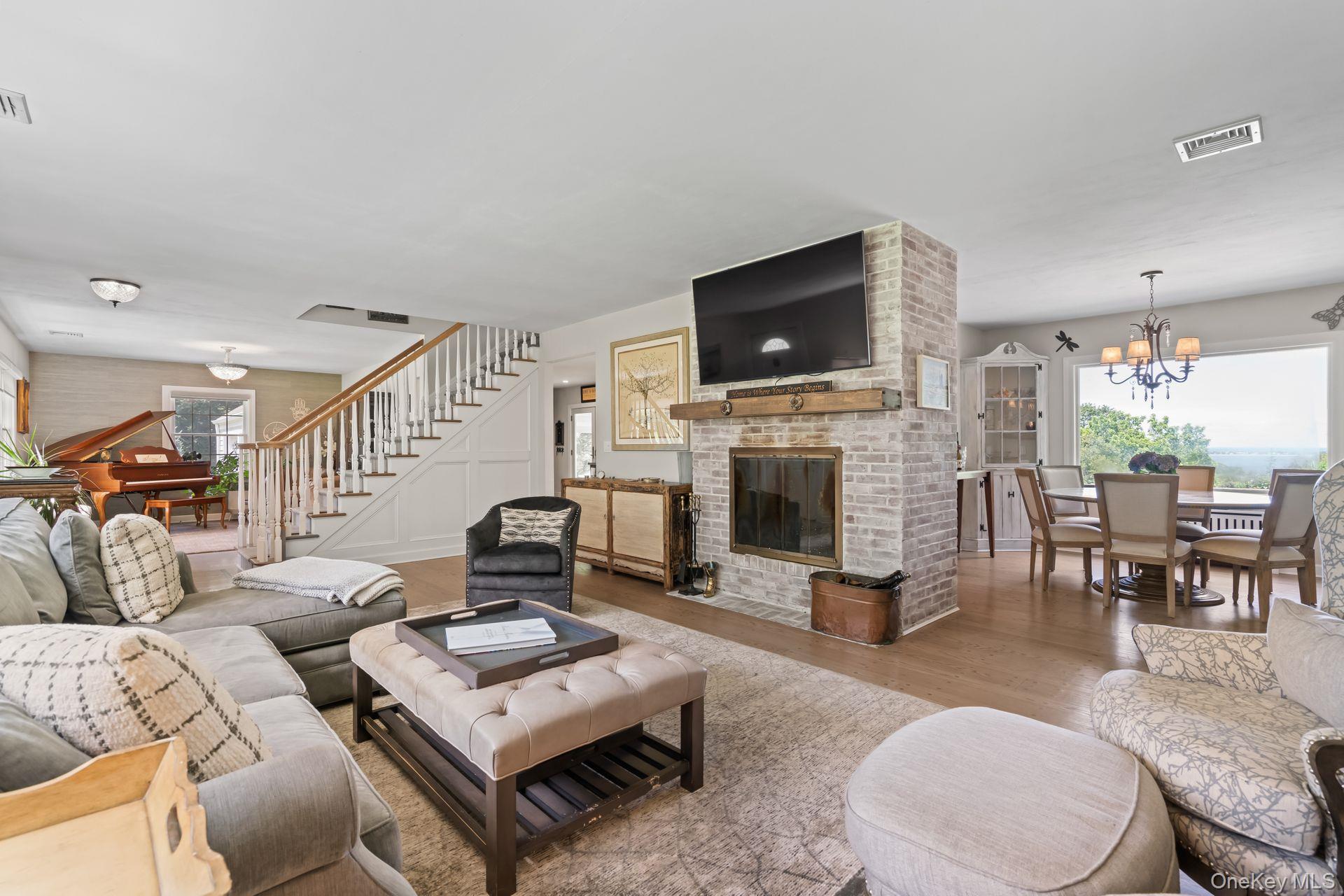 #9 photo, 14 Thorman Lane, サフォーク郡 Huntington , NY 11743