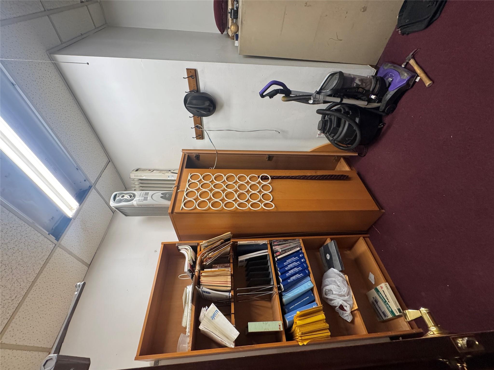 #3 photo, 69-04 Roosevelt Avenue, クイーンズ区 Woodside , NY 11377