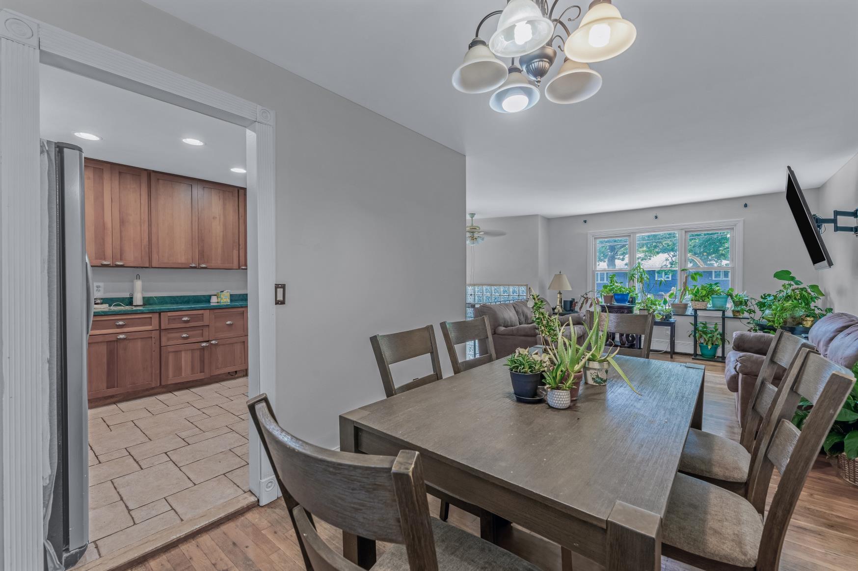 #5 photo, 57 Rockland Avenue, 東長島 West Babylon , NY 11704