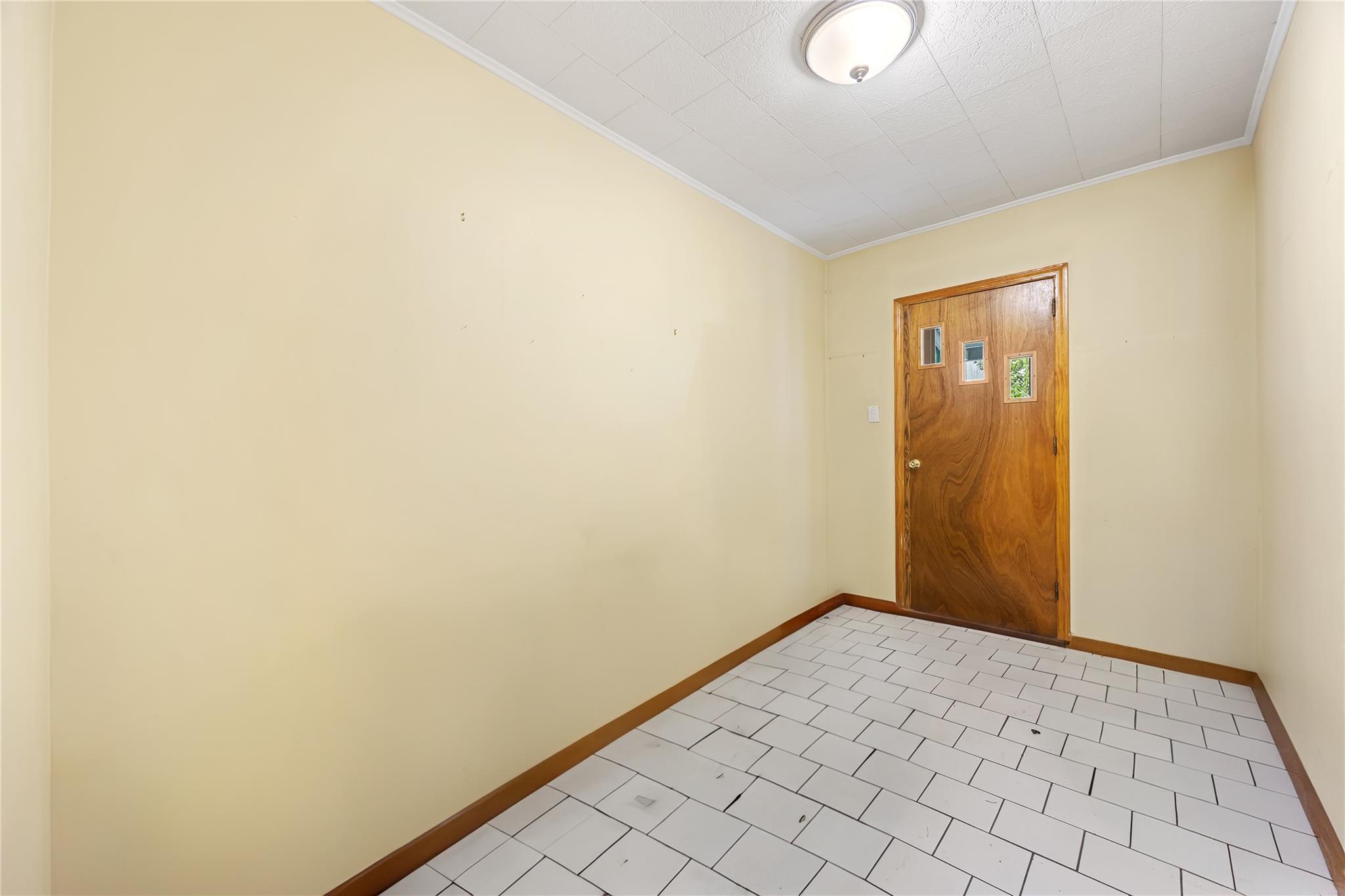 #20 photo, 69-31 59th Road, Maspeth , NY 11378