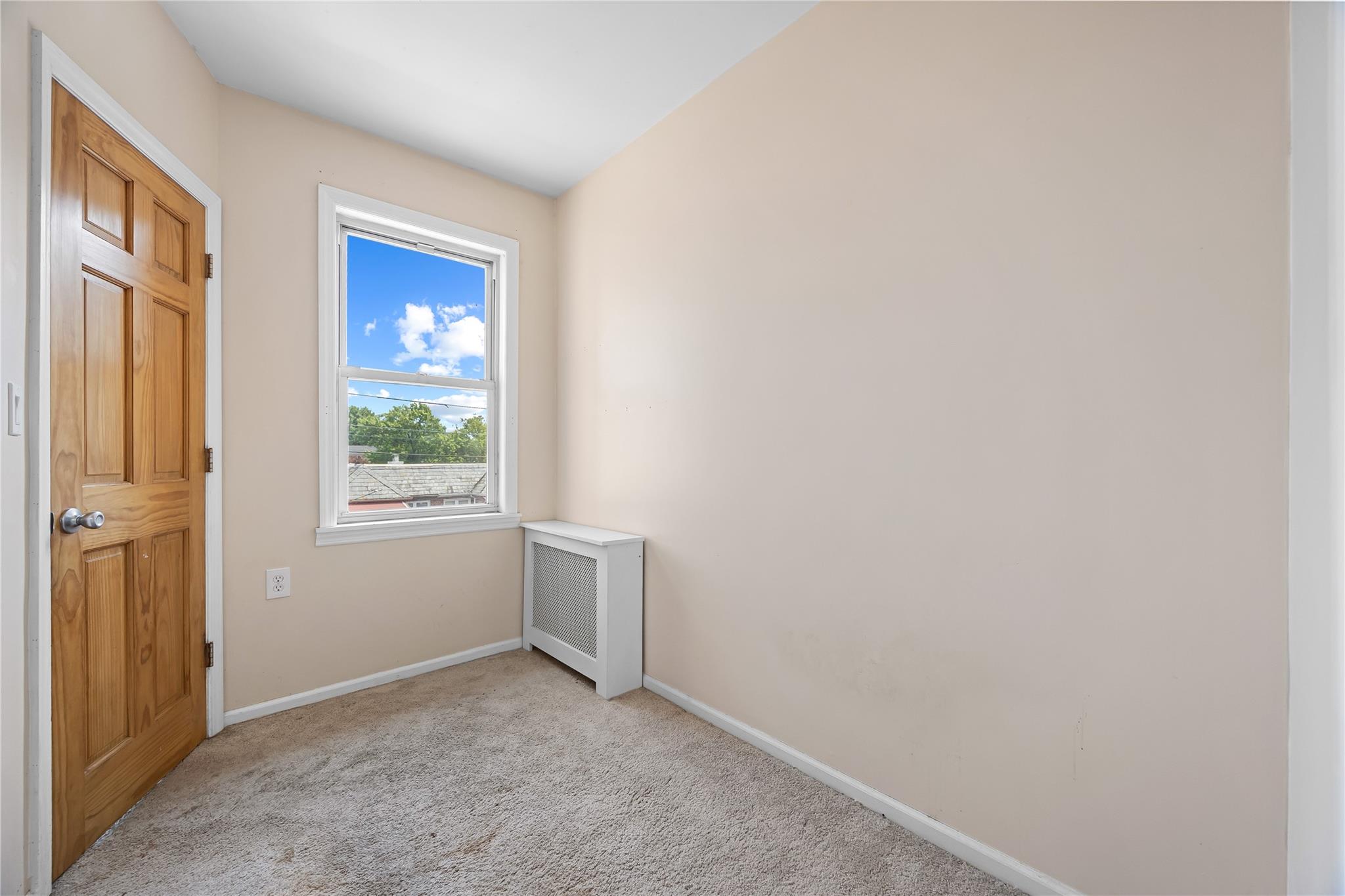 #7 photo, 69-31 59th Road, Maspeth , NY 11378