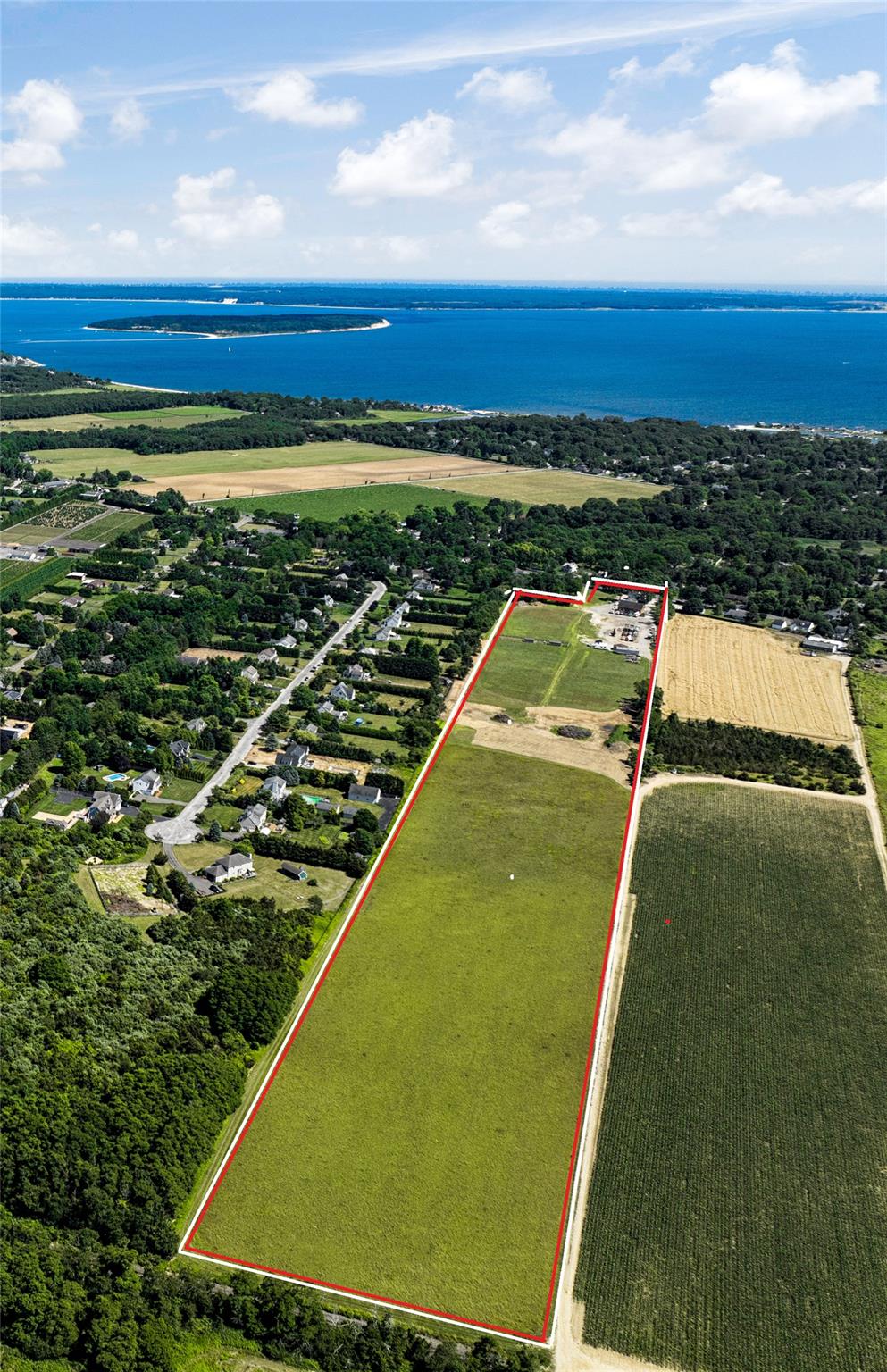 #1 photo, 18625 Main Road, Mattituck , NY 11952