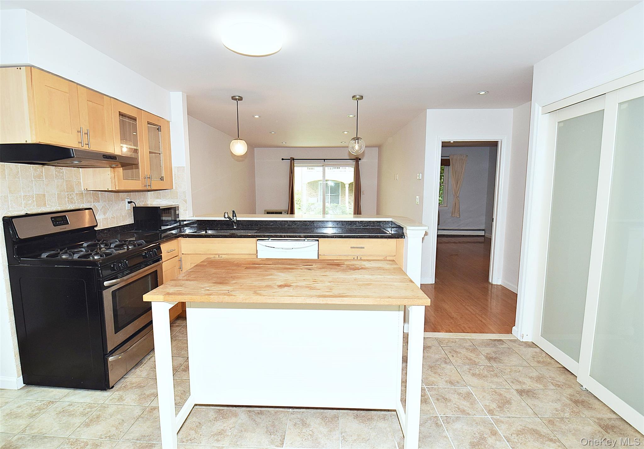 #9 photo, 12-36 Estates Lane, クイーンズ区 Bayside , NY 11360