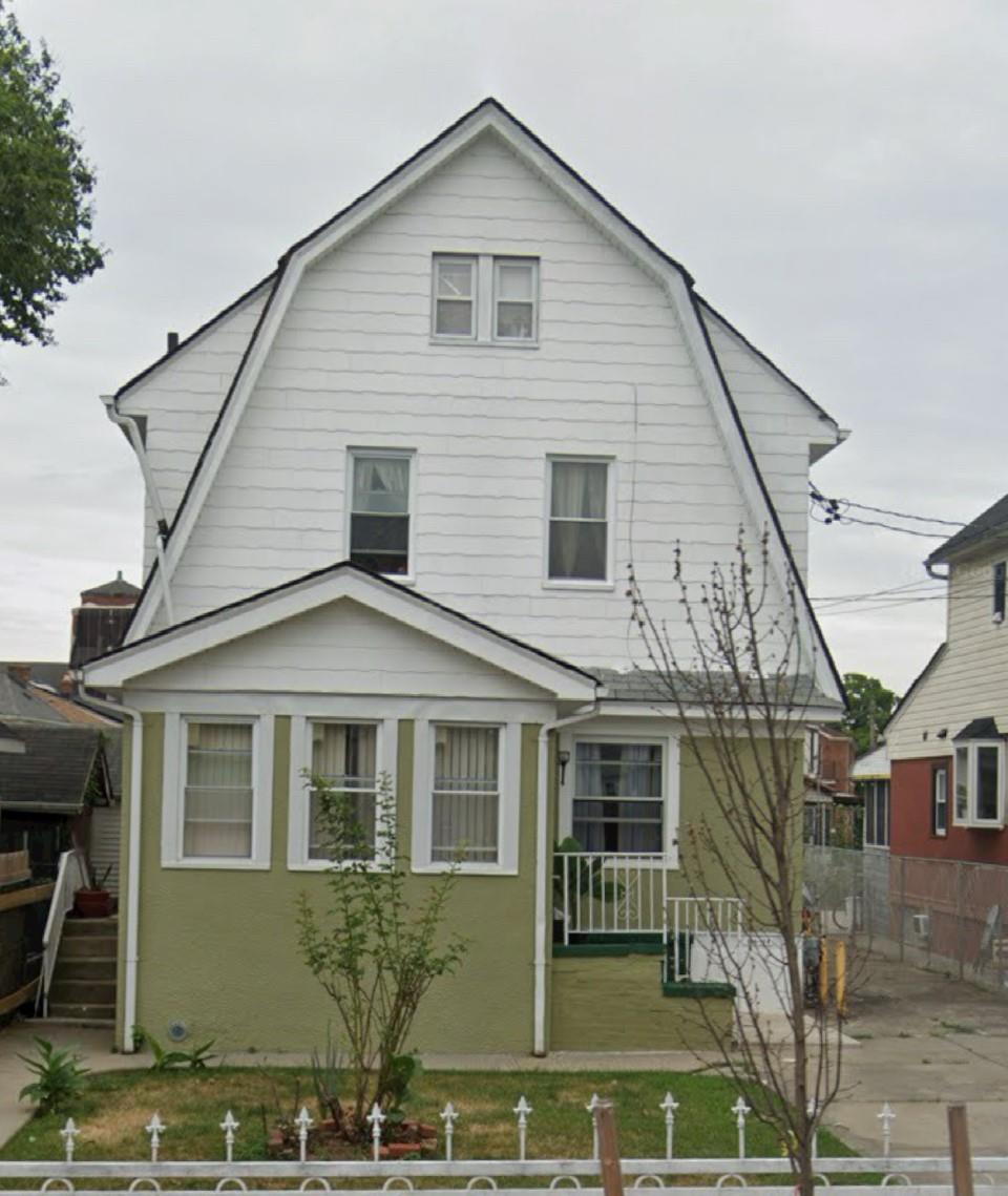 #1 photo, 19624 90th Avenue, Hollis , NY 11423