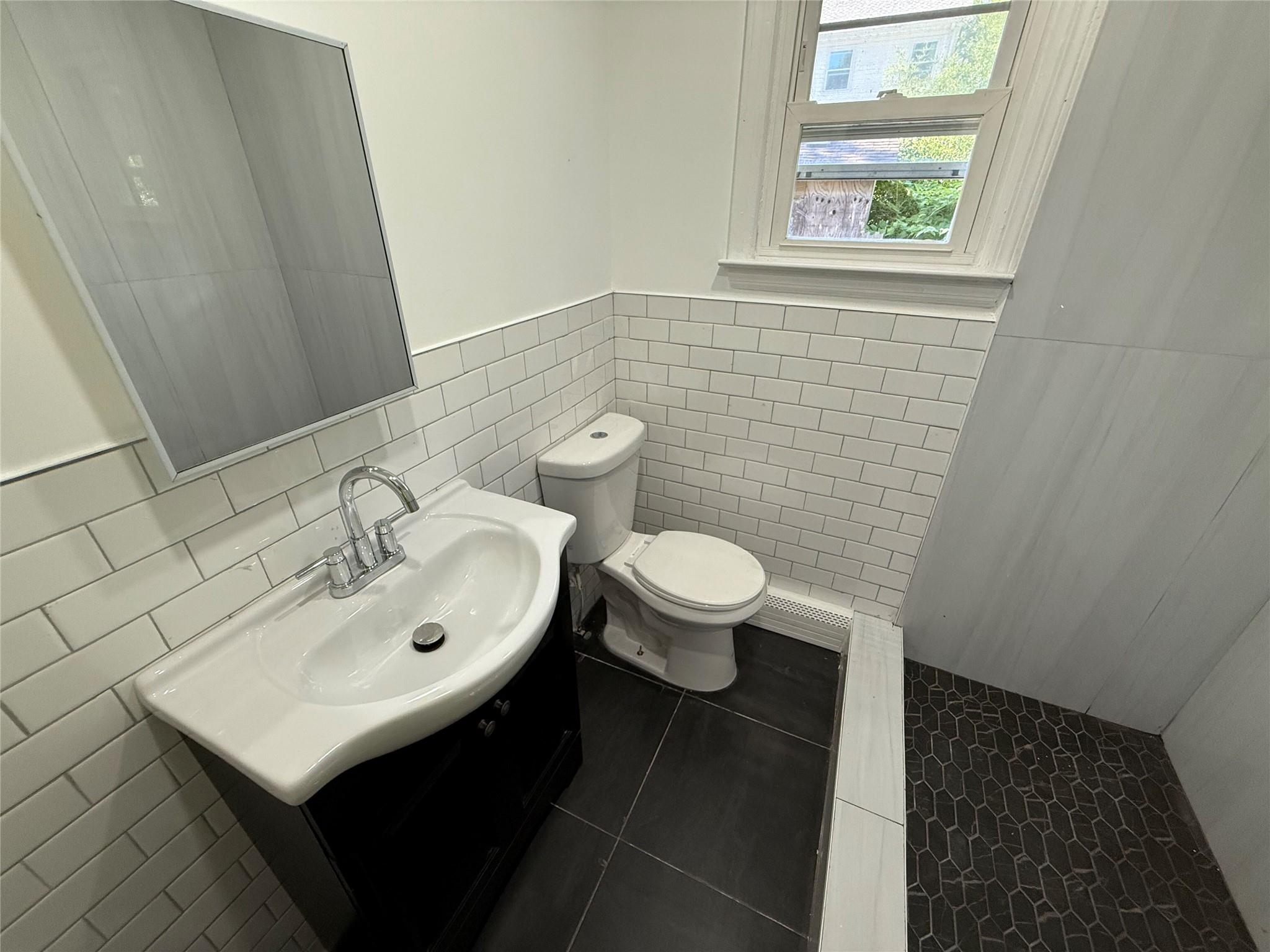 #11 photo, 83 Smith Lane, サフォーク郡 Medford , NY 11763