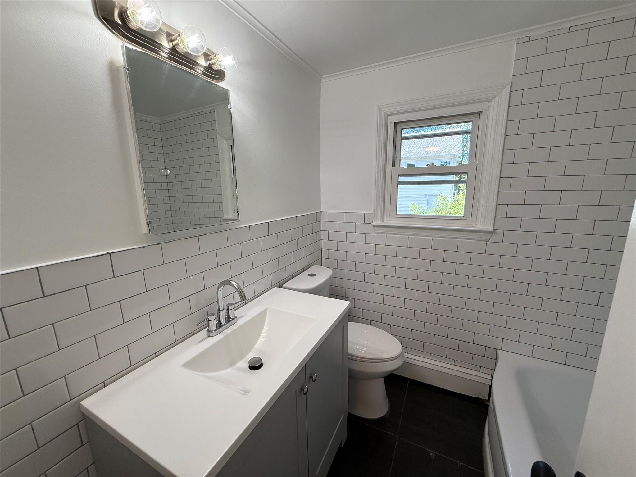 #18 photo, 83 Smith Lane, サフォーク郡 Medford , NY 11763