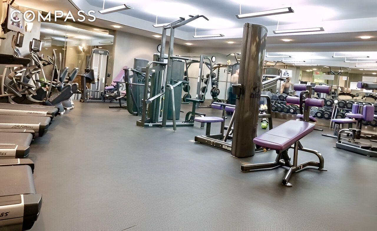 #11 photo, 120 Riverside Boulevard, マンハッタン Upper West Side , NY 10069