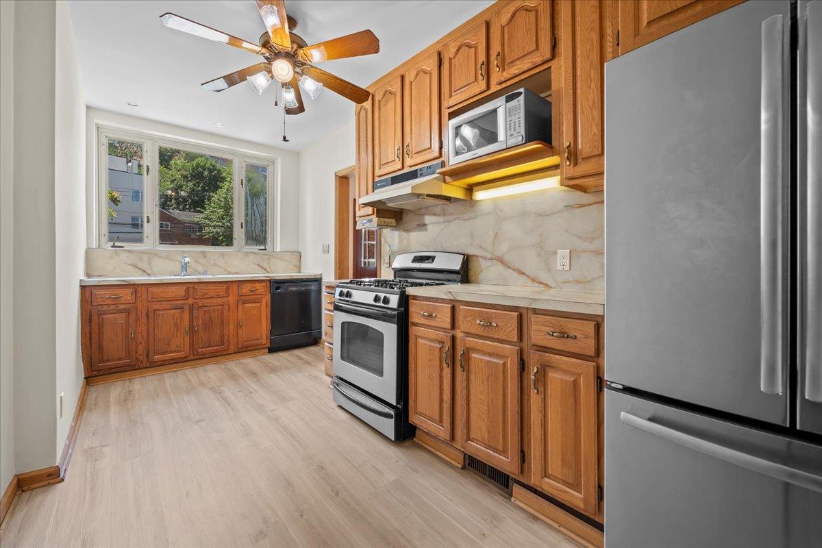 #13 photo, 140 VAN CORTLANDT Park S, ブロンクス区 Kingsbridge , NY 10463