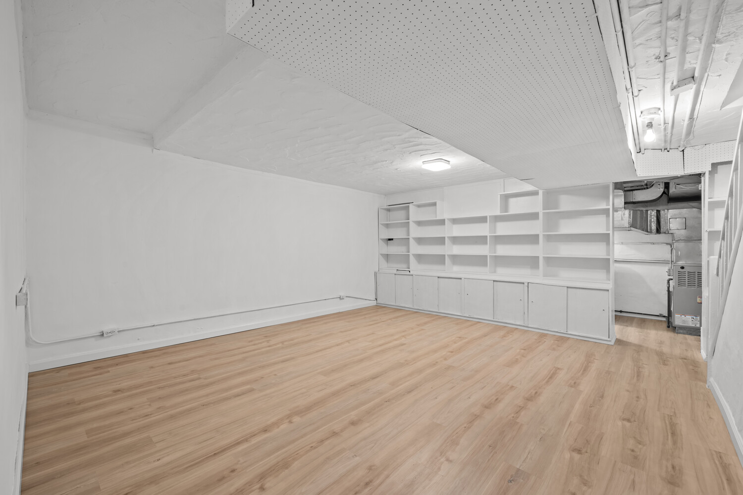 #23 photo, 140 VAN CORTLANDT Park S, ブロンクス区 Kingsbridge , NY 10463