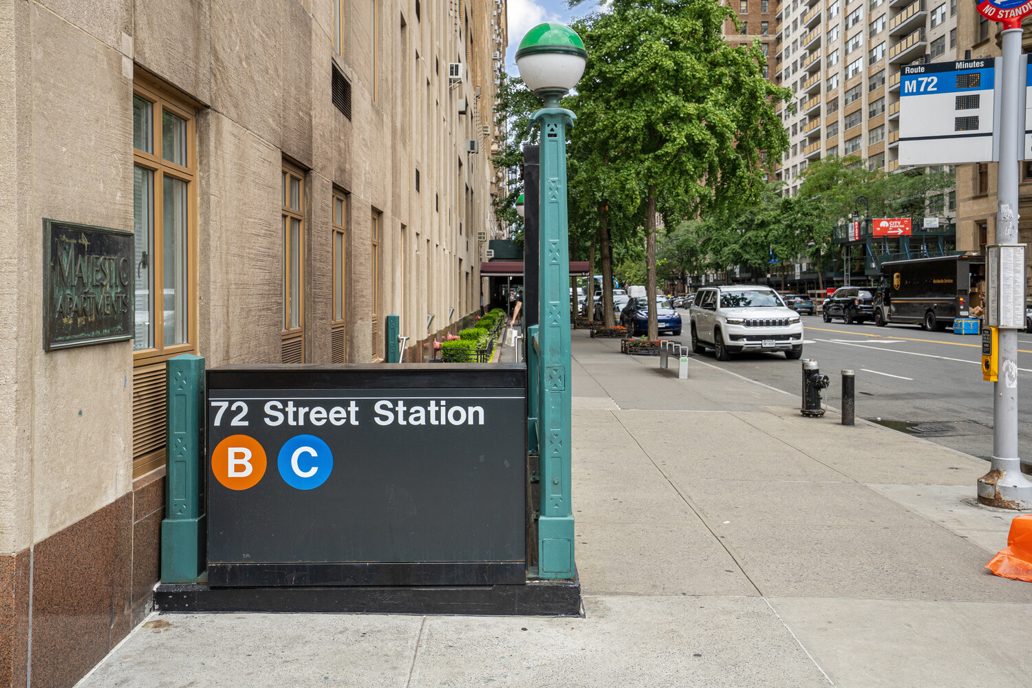 #13 photo, 112 W 72ND Street, マンハッタン Lincoln Square , NY 10023