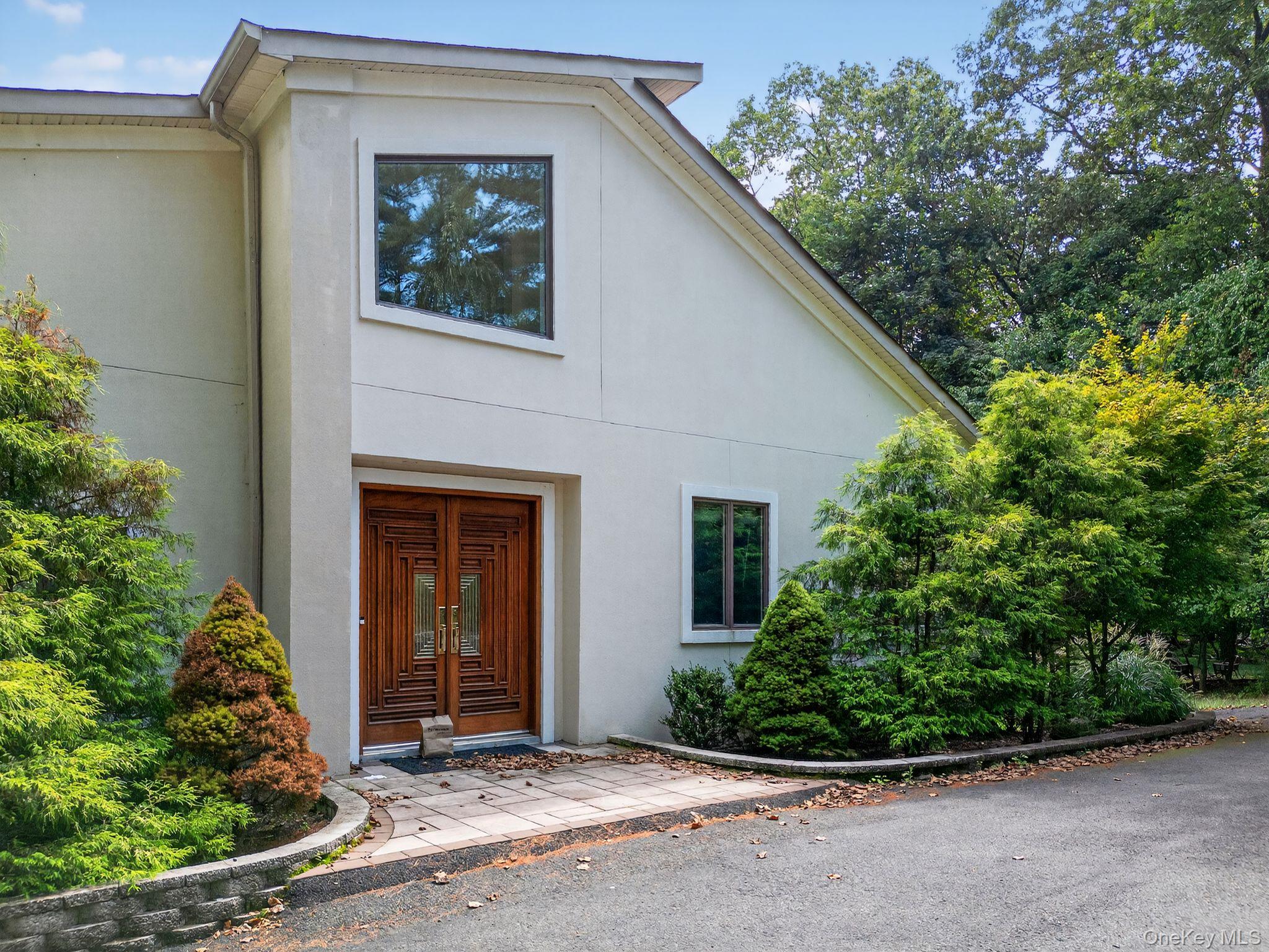 #5 photo, 21 Hillside Court, Suffern , NY 10901