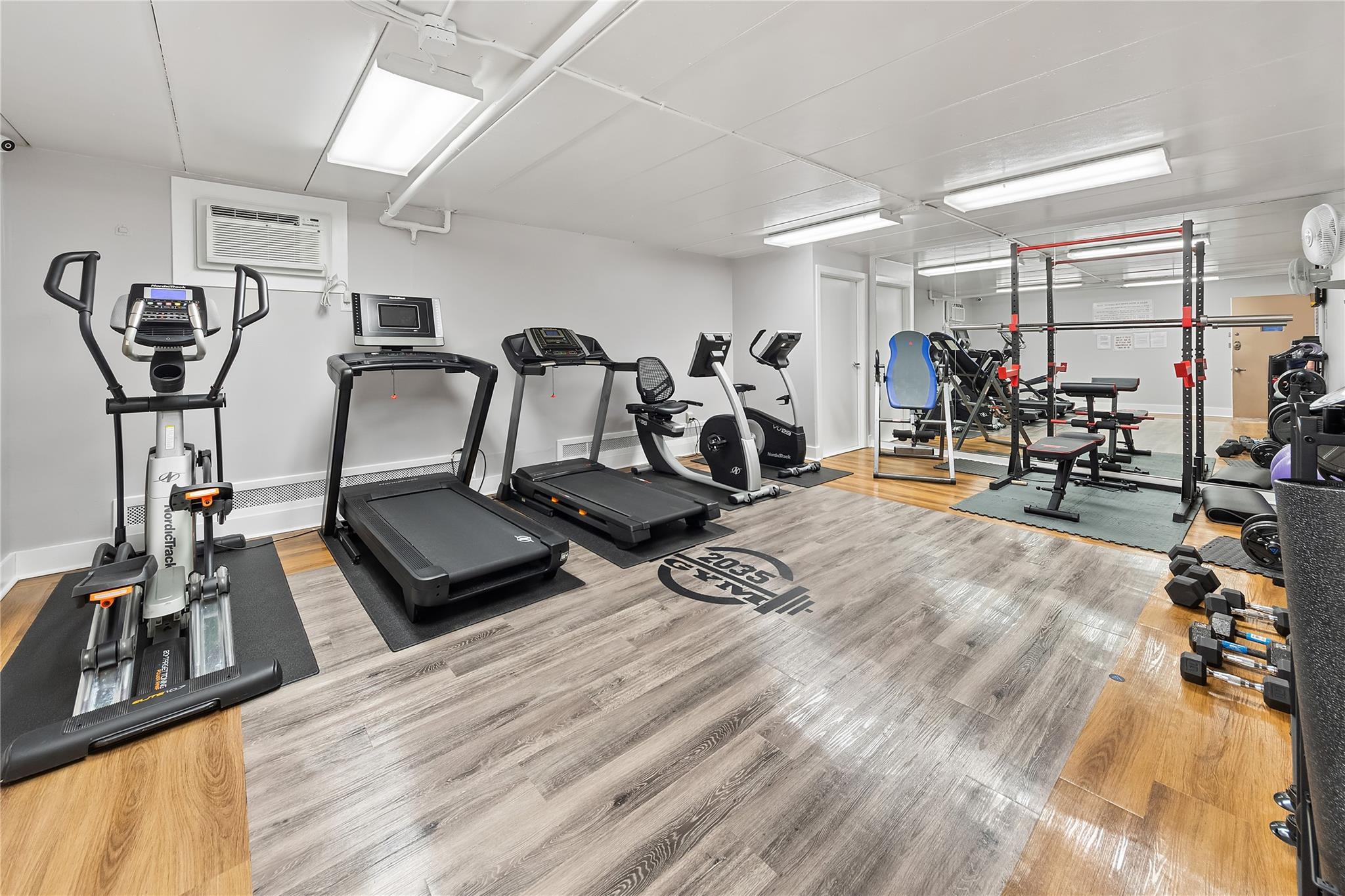 #18 photo, 2035 Central Park Avenue, Yonkers , NY 10710