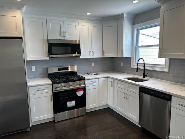 #3 photo, 558 Oxford Road, Cedarhurst , NY 11516