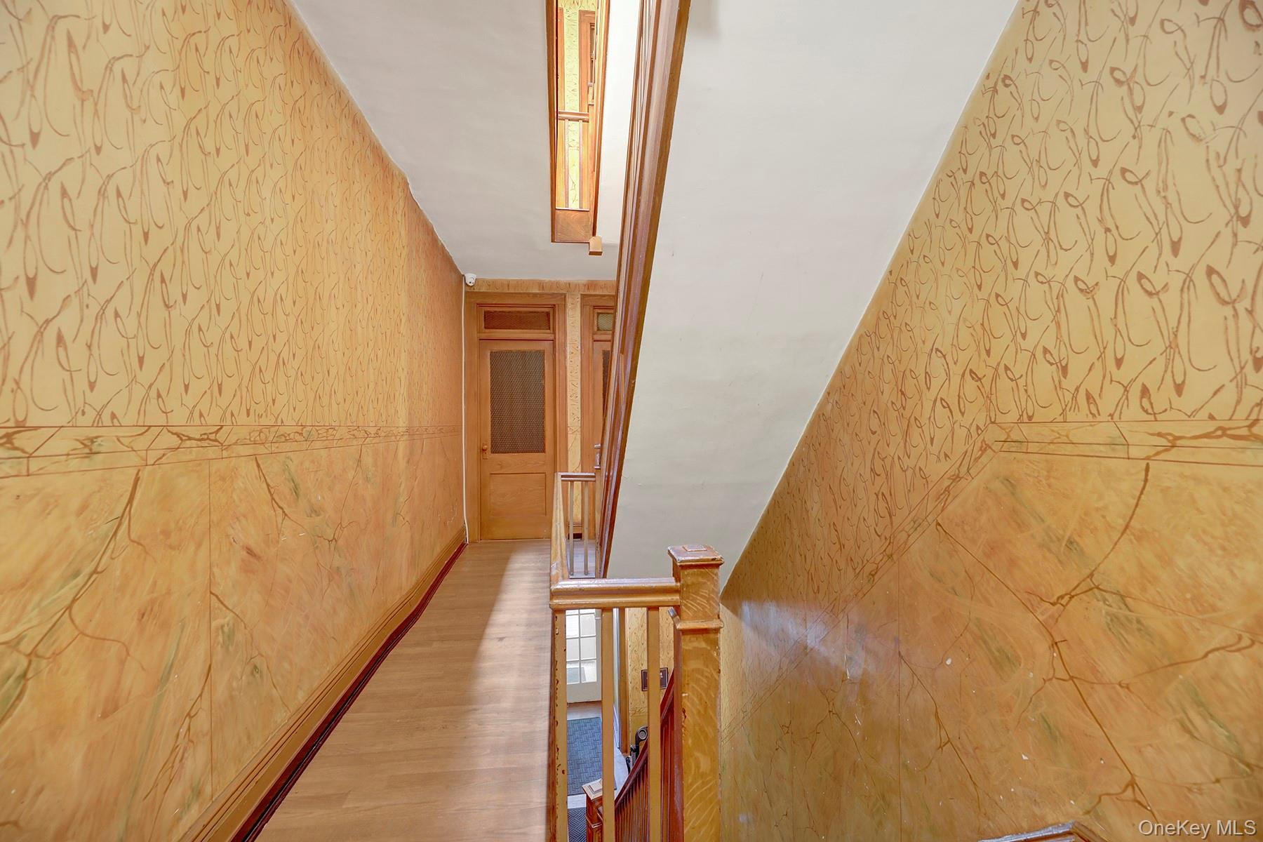 #6 photo, 63-40 Fresh Pond Road, クイーンズ区 Ridgewood , NY 11385