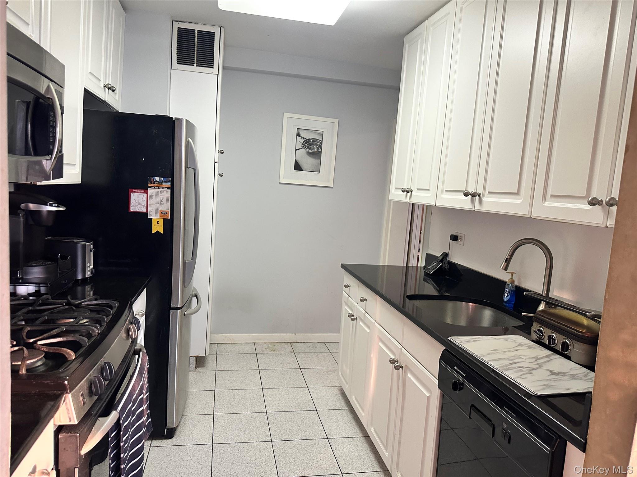 #8 photo, 18-15 215 Street, クイーンズ区 Bayside , NY 11360