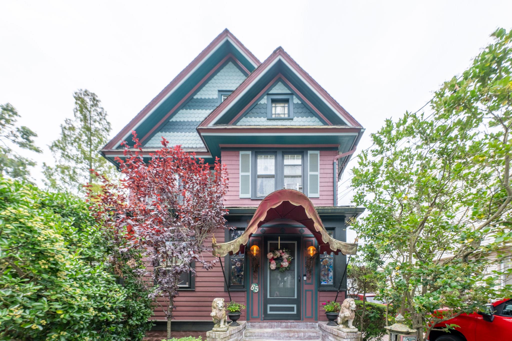 #1 photo, 65 Earle Avenue, ناسو Lynbrook , NY 11563