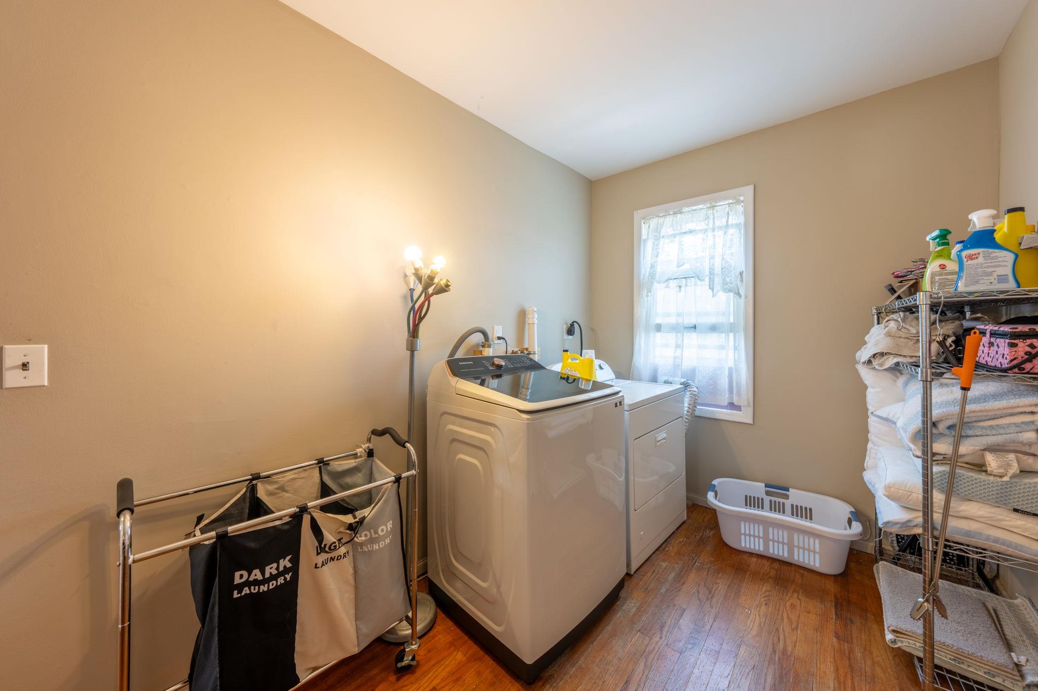 #14 photo, 65 Earle Avenue, ناسو Lynbrook , NY 11563