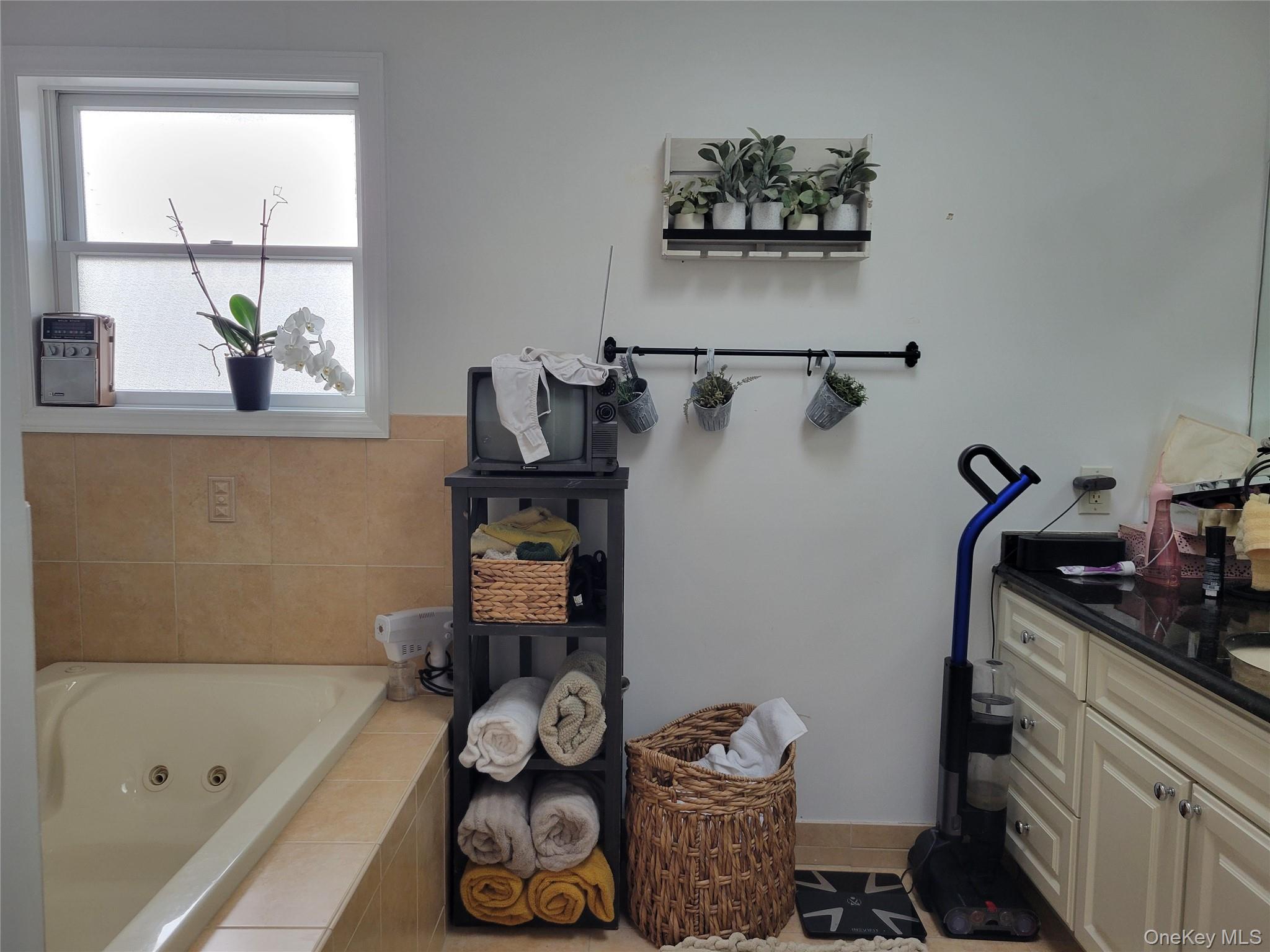 #8 photo, 61-40 173 Street, クイーンズ区 Fresh Meadows , NY 11365