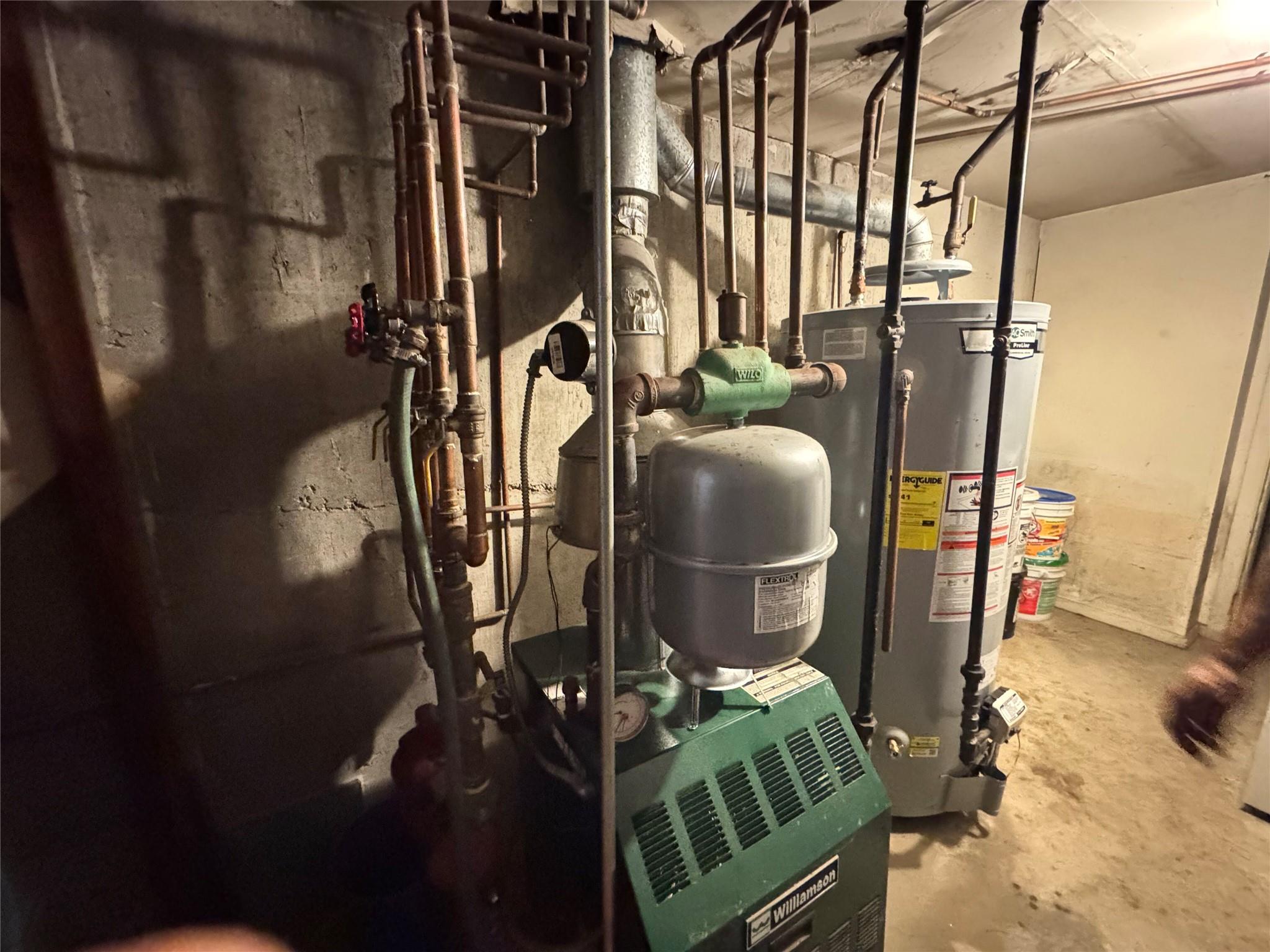 #11 photo, 108-11 44th Avenue, クイーンズ区 Corona , NY 11368