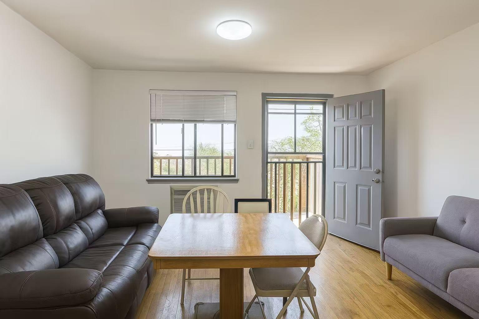 #3 photo, 108-11 44th Avenue, クイーンズ区 Corona , NY 11368