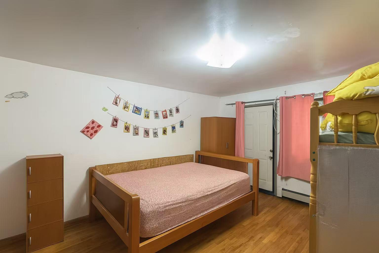 #7 photo, 108-11 44th Avenue, クイーンズ区 Corona , NY 11368