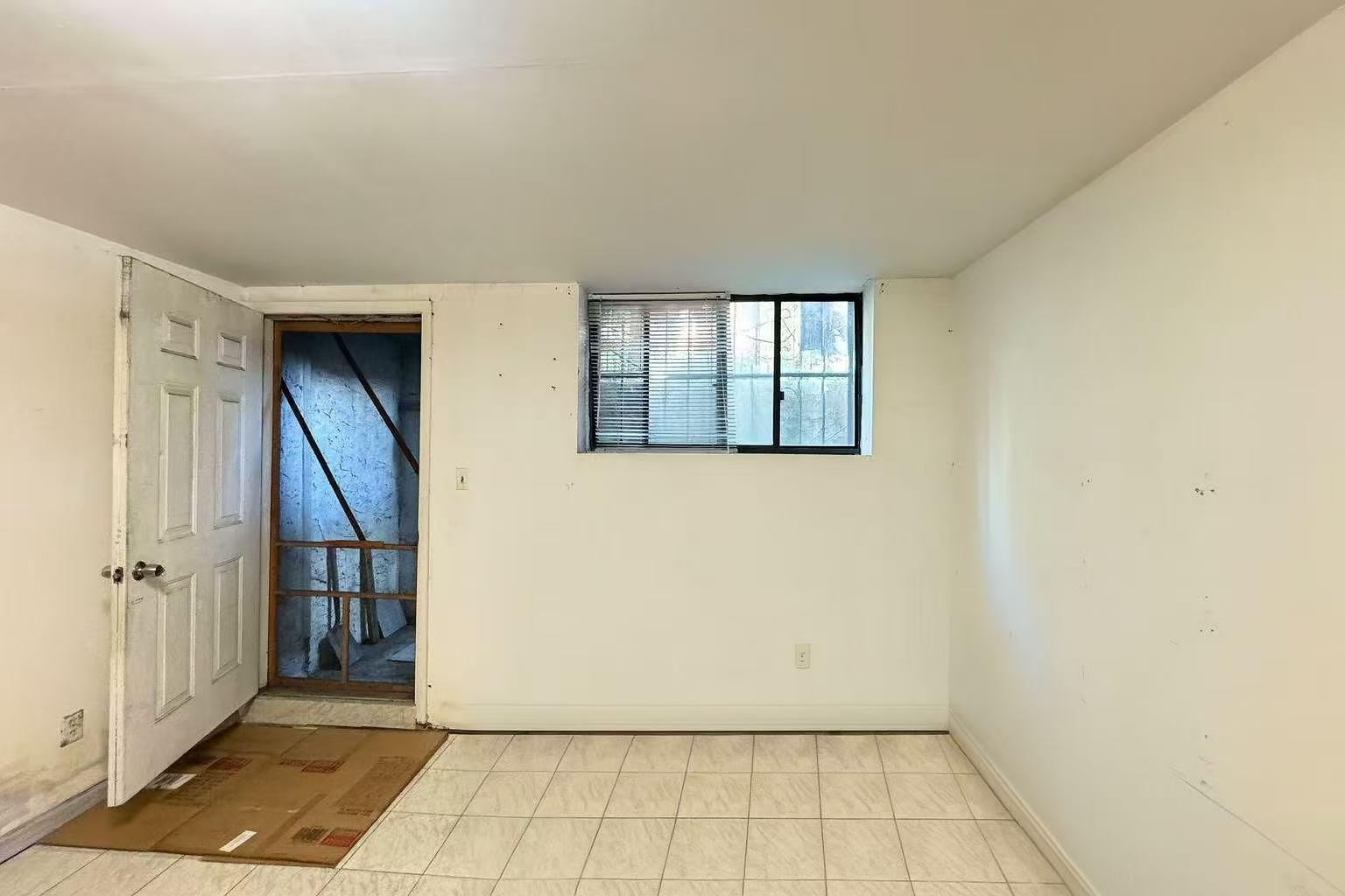 #9 photo, 108-11 44th Avenue, クイーンズ区 Corona , NY 11368