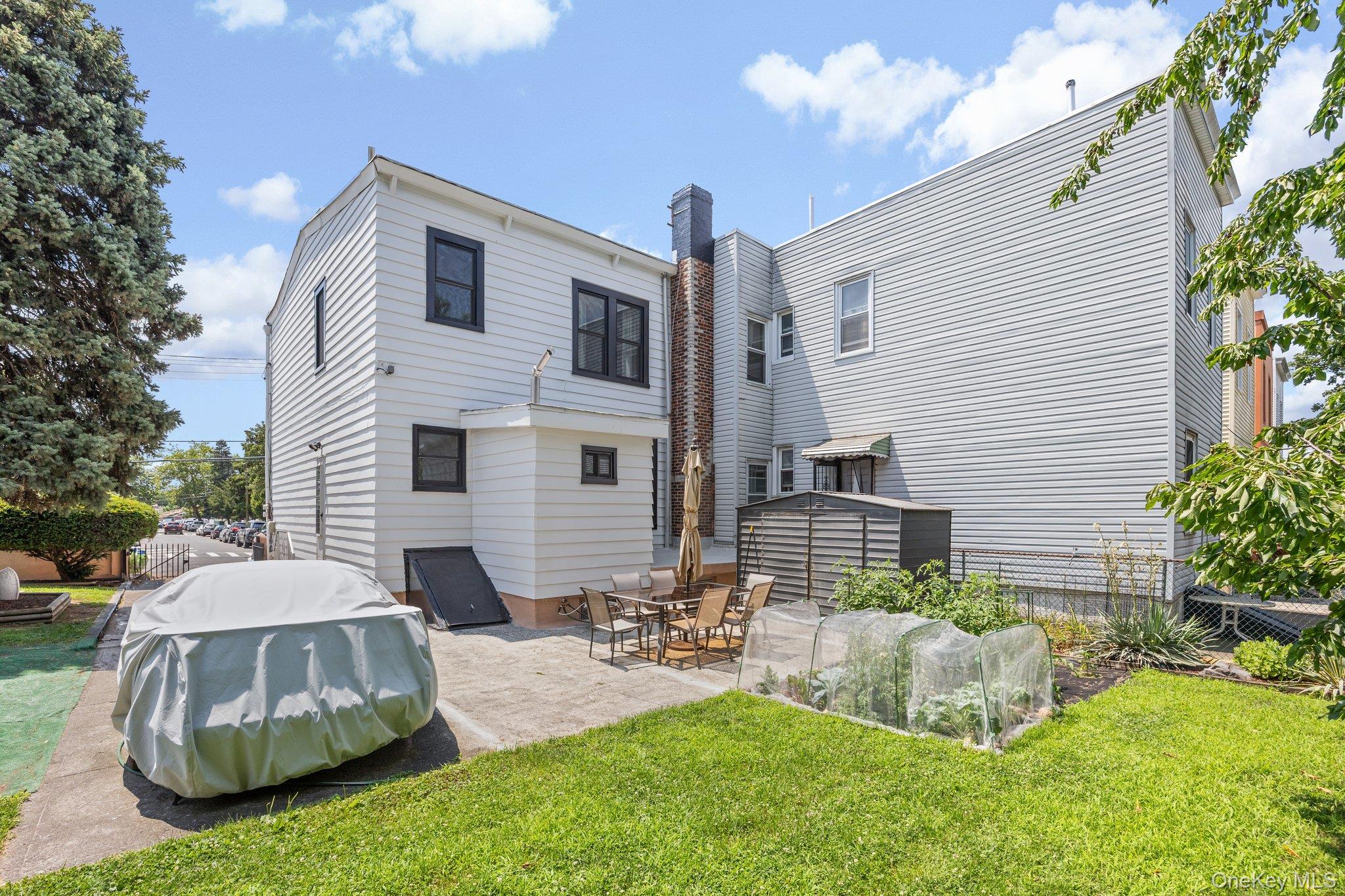 #3 photo, 6161 62nd Avenue, クイーンズ区 Middle Village , NY 11379