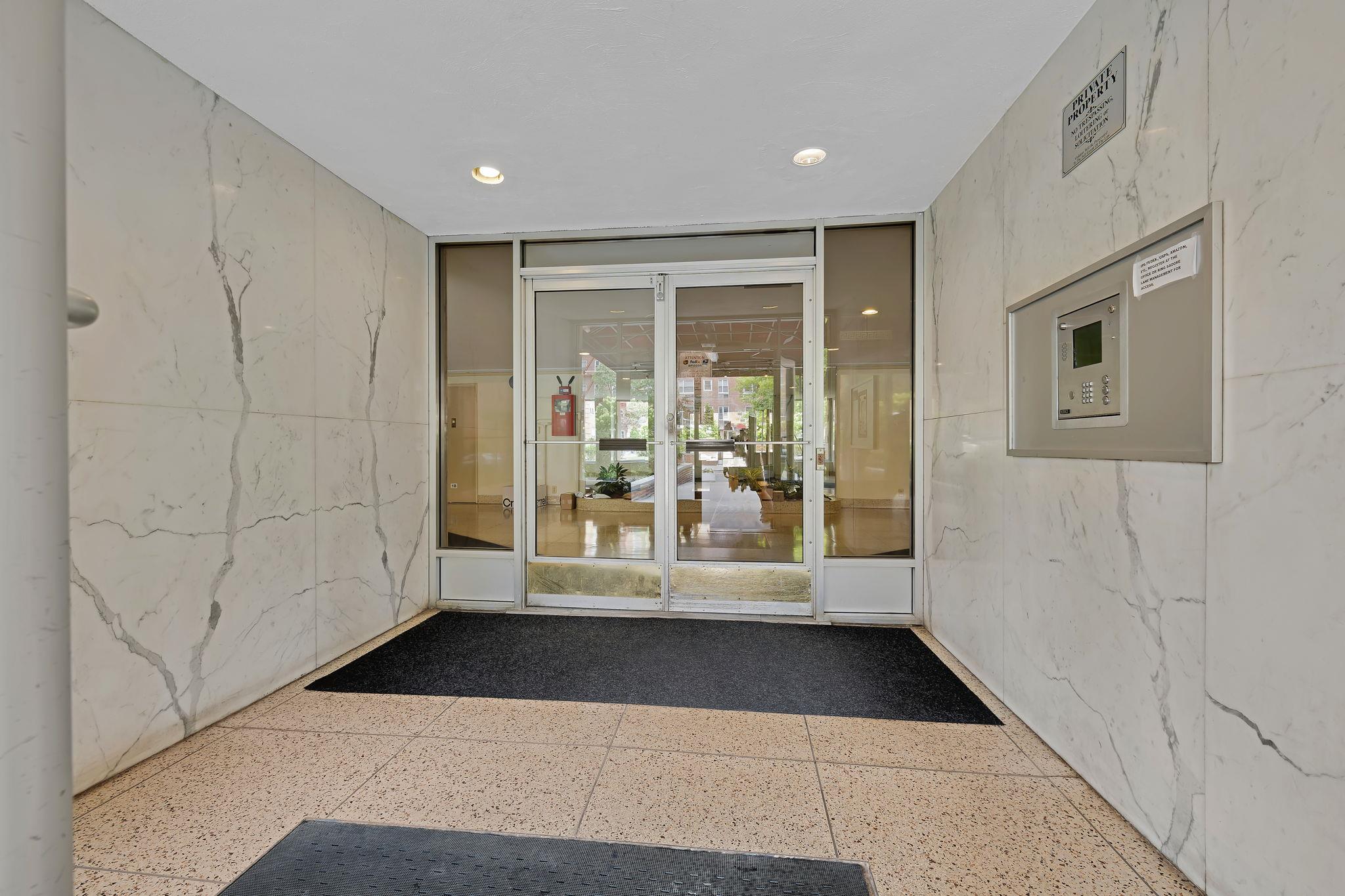 #18 photo, 1 Sadore Lane, 뉴욕주 Yonkers , NY 10710