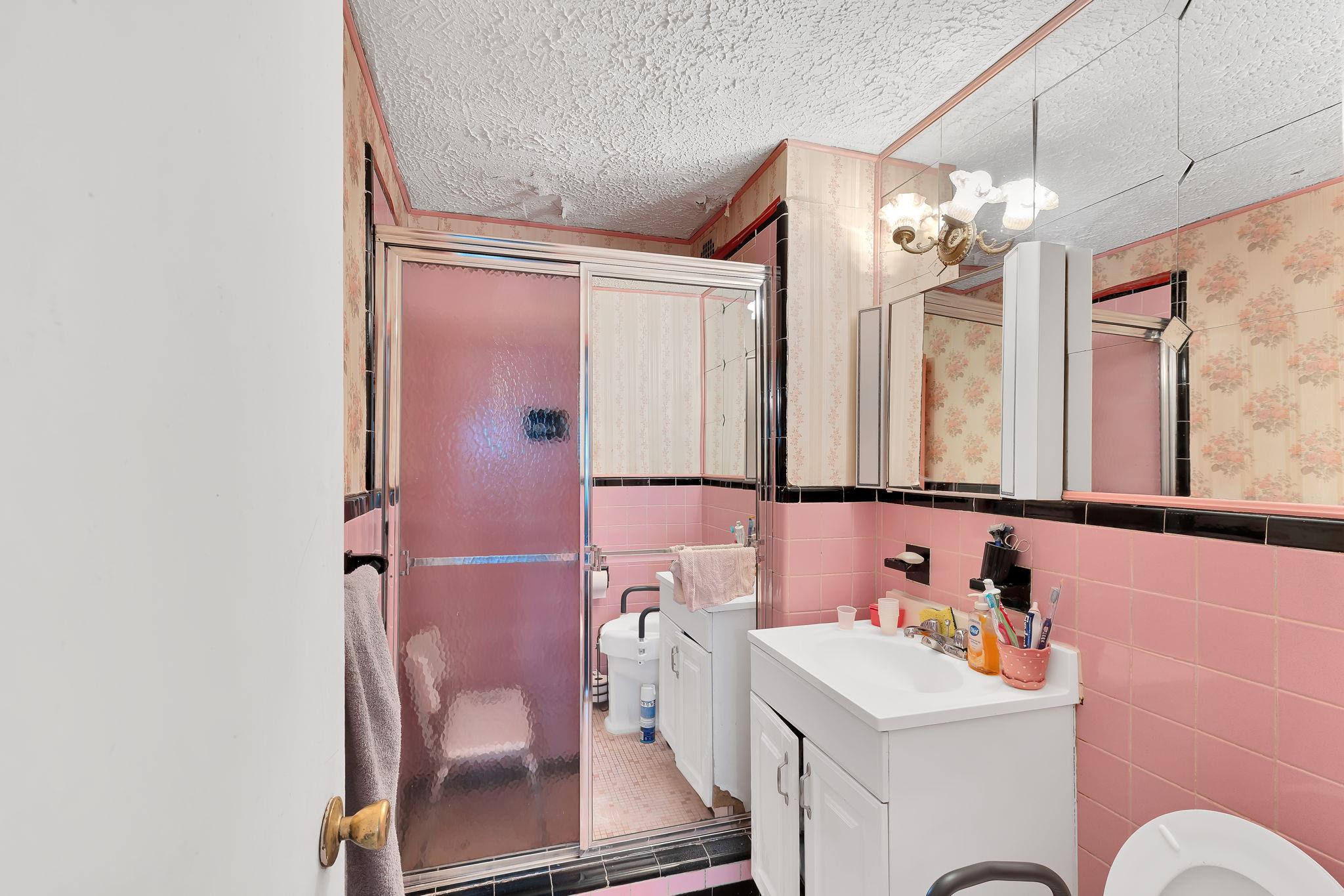 #8 photo, 1 Sadore Lane, 뉴욕주 Yonkers , NY 10710