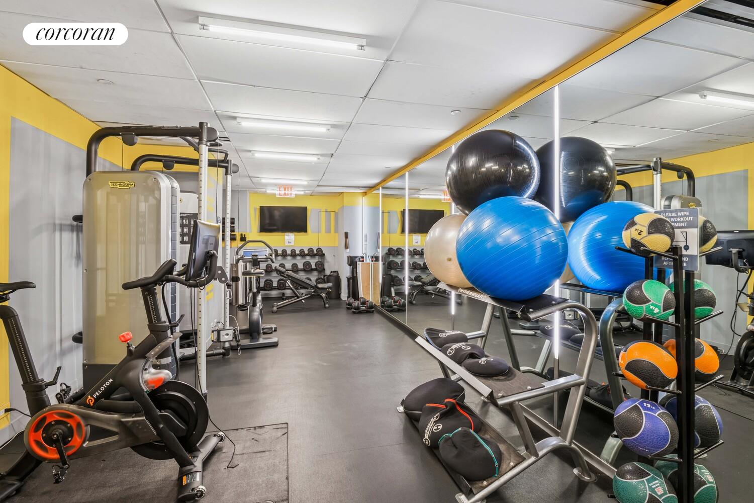 #14 photo, 200 E 62ND Street, マンハッタン Lenox Hill , NY 10065