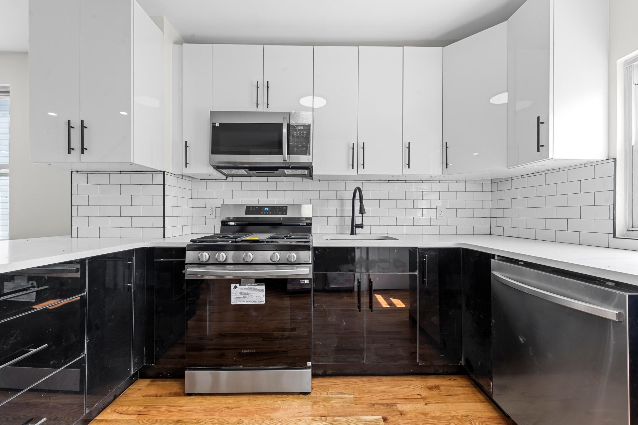 #2 photo, 13336 114th Place, 皇后區 奧松公園 South Ozone Park , NY 11420