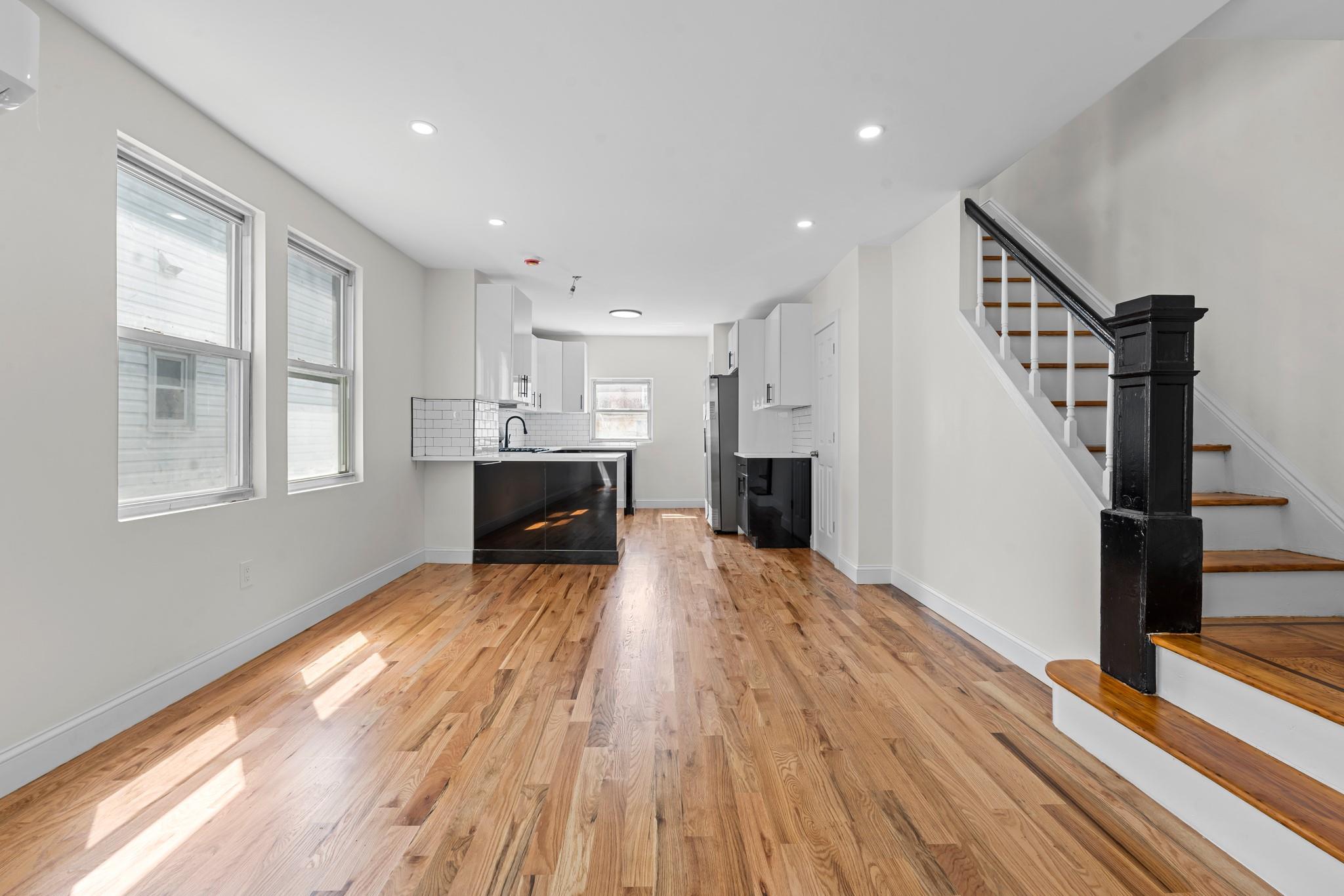 #7 photo, 13336 114th Place, 皇后區 奧松公園 South Ozone Park , NY 11420