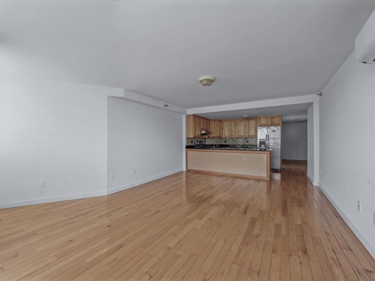 #16 photo, 13338 Sanford Avenue, クイーンズ区 Flushing , NY 11355