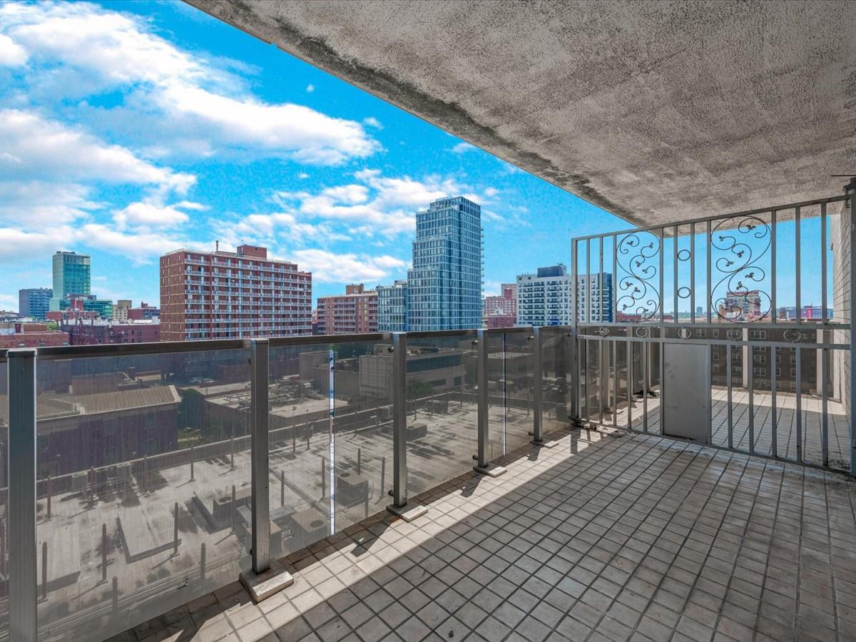 #9 photo, 13338 Sanford Avenue, クイーンズ区 Flushing , NY 11355