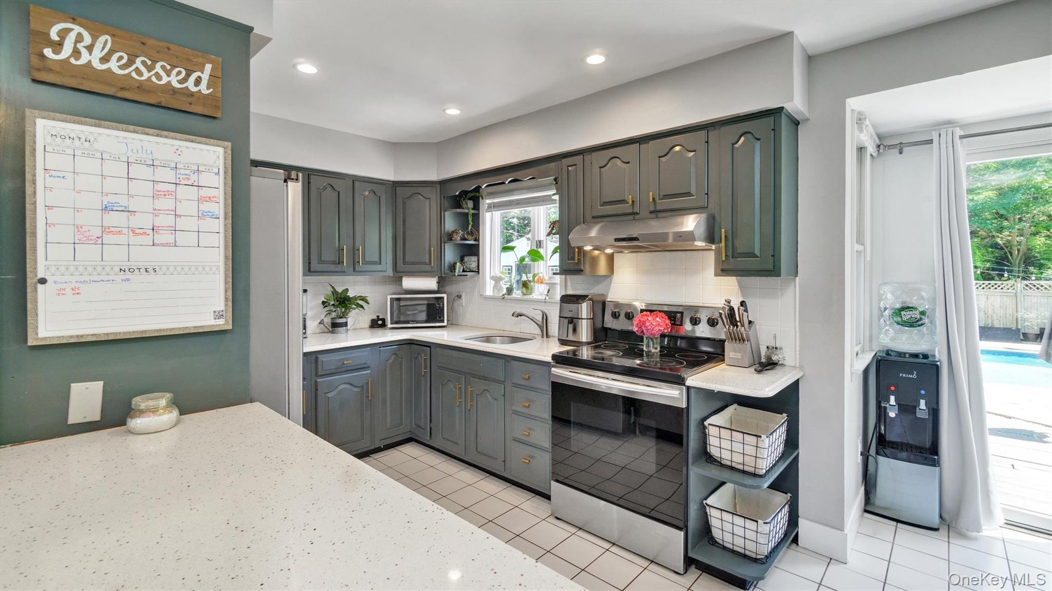 #6 photo, 21 Holzman Drive, サフォーク郡 Hampton Bays , NY 11946