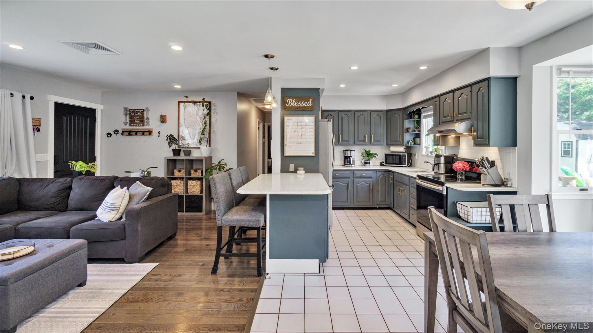 #8 photo, 21 Holzman Drive, サフォーク郡 Hampton Bays , NY 11946