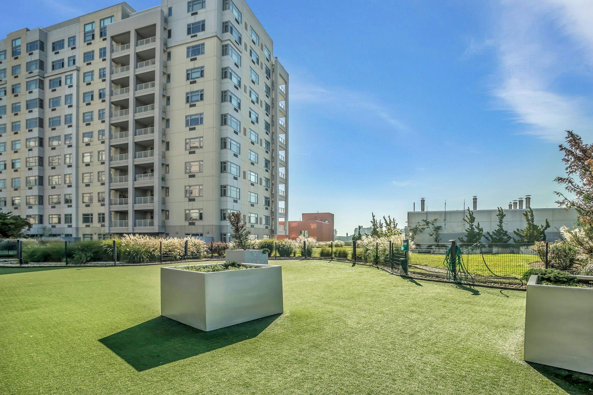 #14 photo, 131-03 40th Road, クイーンズ区 Flushing , NY 11354