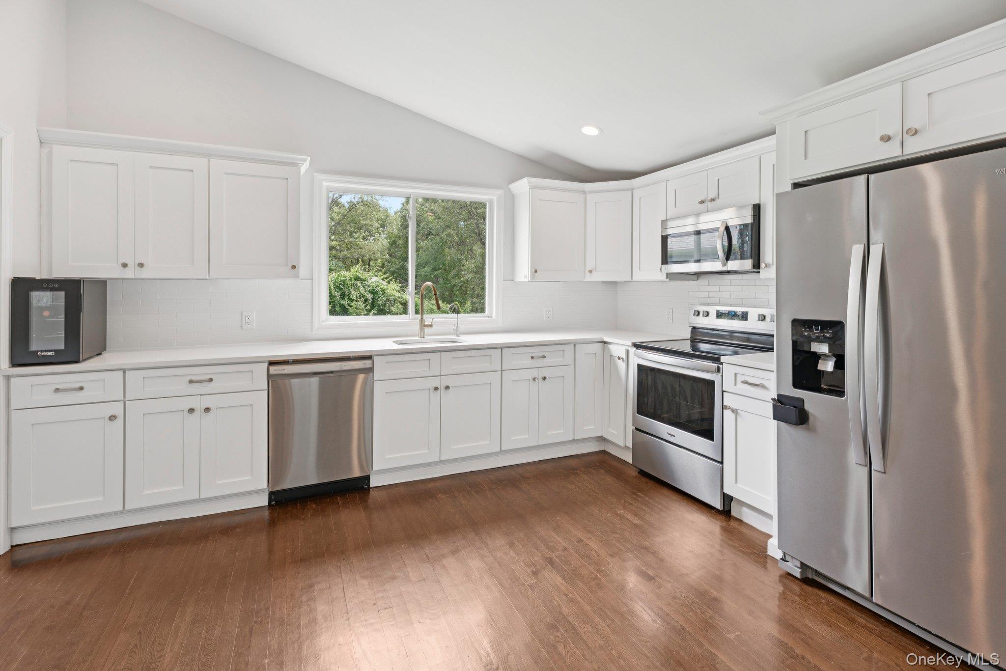 #5 photo, 100 Panamoka Trail, サフォーク郡 Ridge , NY 11961