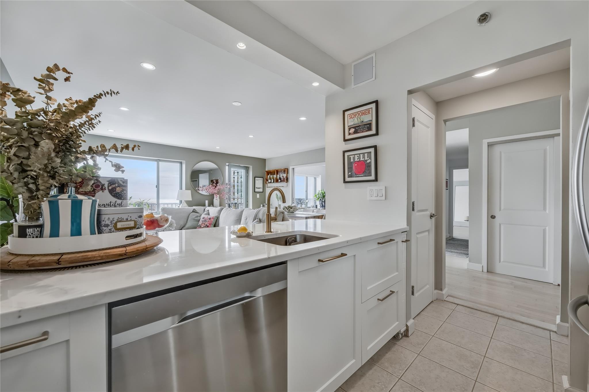 #8 photo, 136 Beach 117th Street, クイーンズ区 Rockaway Park , NY 11694