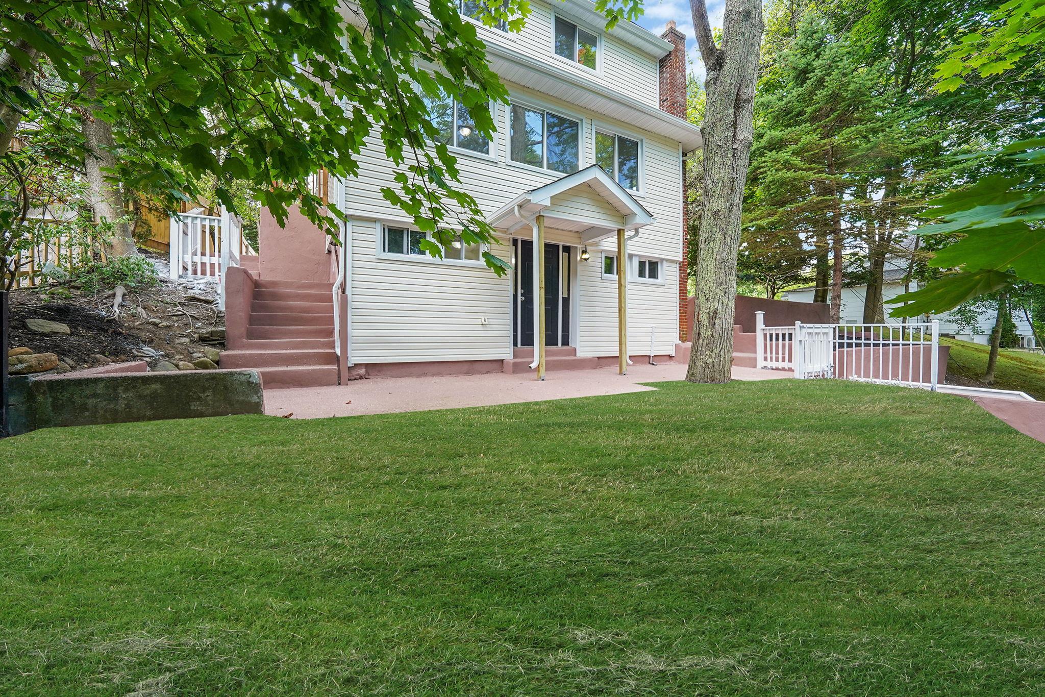 #1 photo, 82 Sunburst Drive, Rocky Point , NY 11778