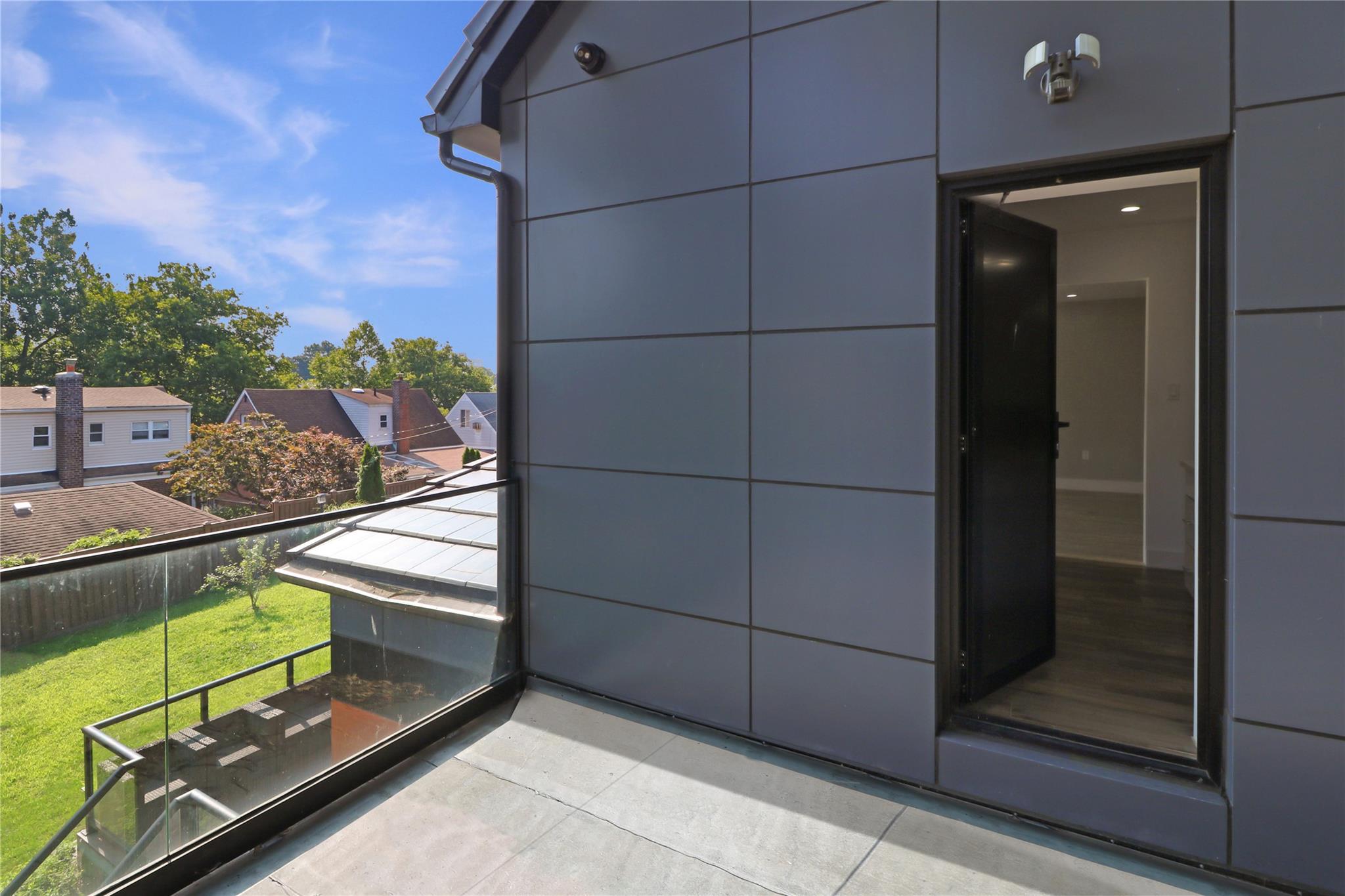 #16 photo, 4953 Fresh Meadow Lane, كوينز Fresh Meadows , NY 11365