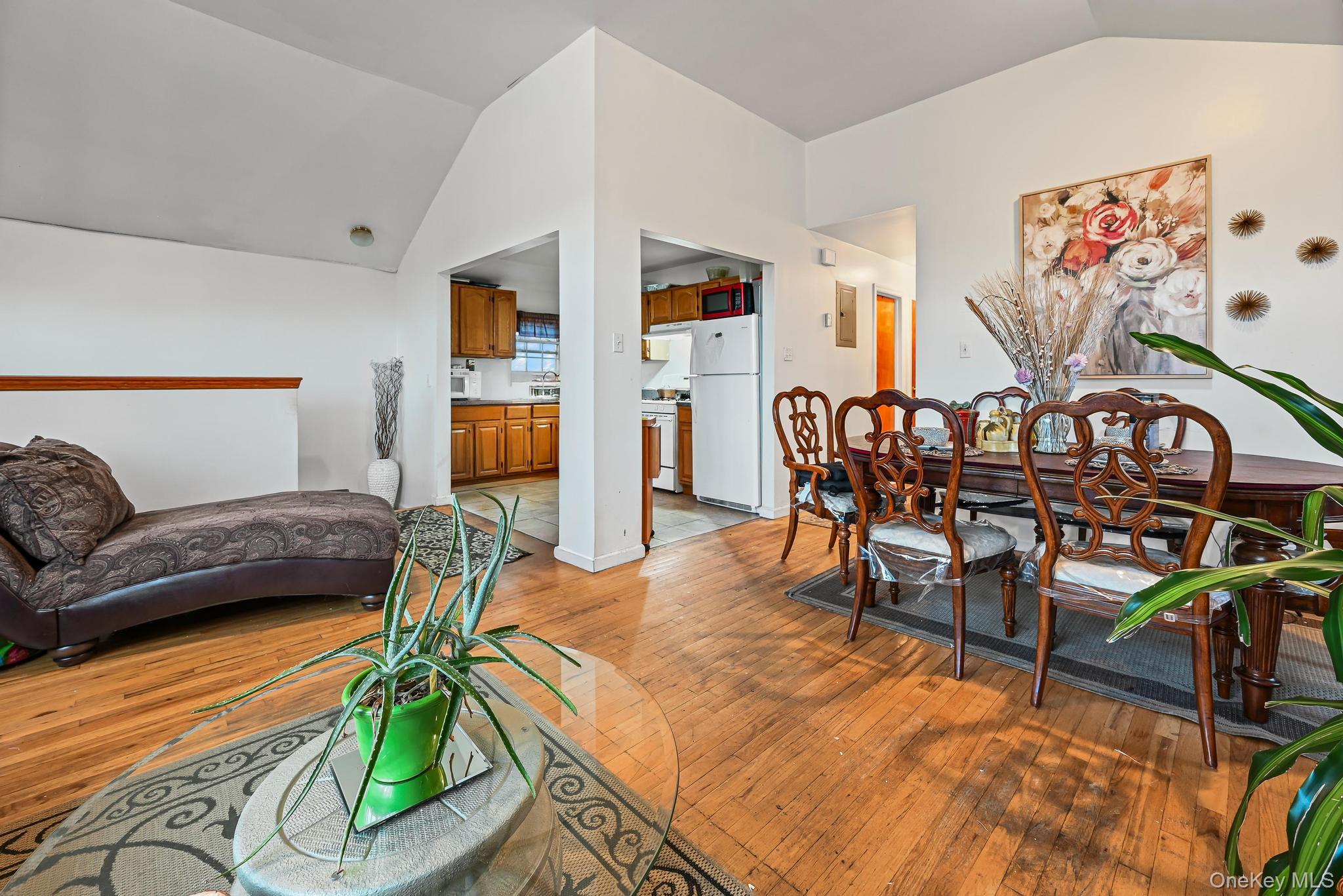 #11 photo, 225-15 147 Avenue, クイーンズ区 Rosedale , NY 11413