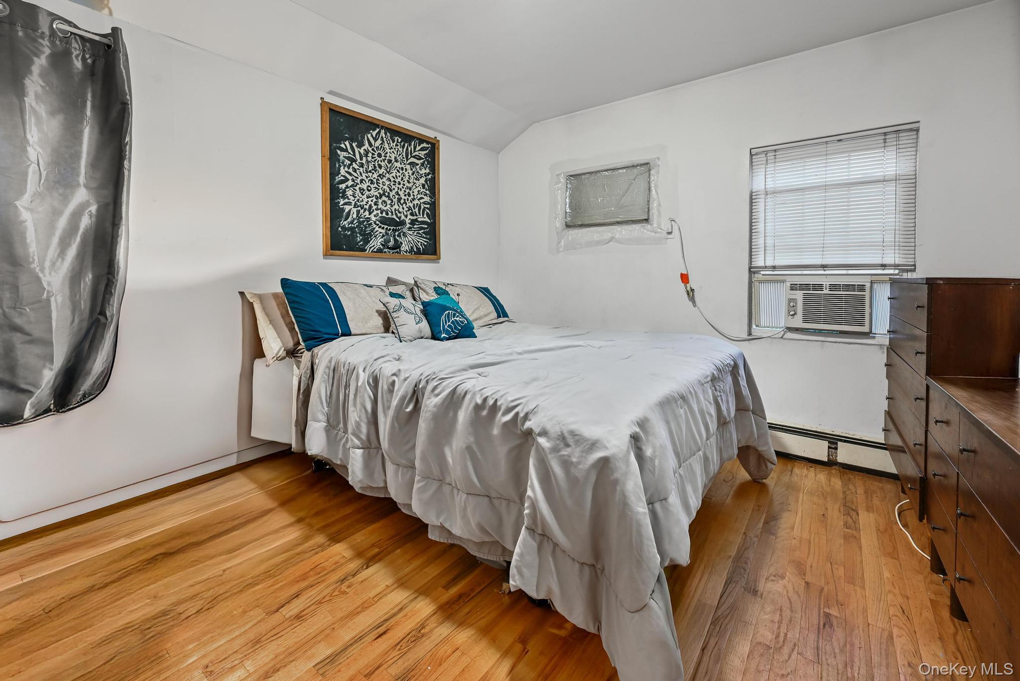 #14 photo, 225-15 147 Avenue, クイーンズ区 Rosedale , NY 11413