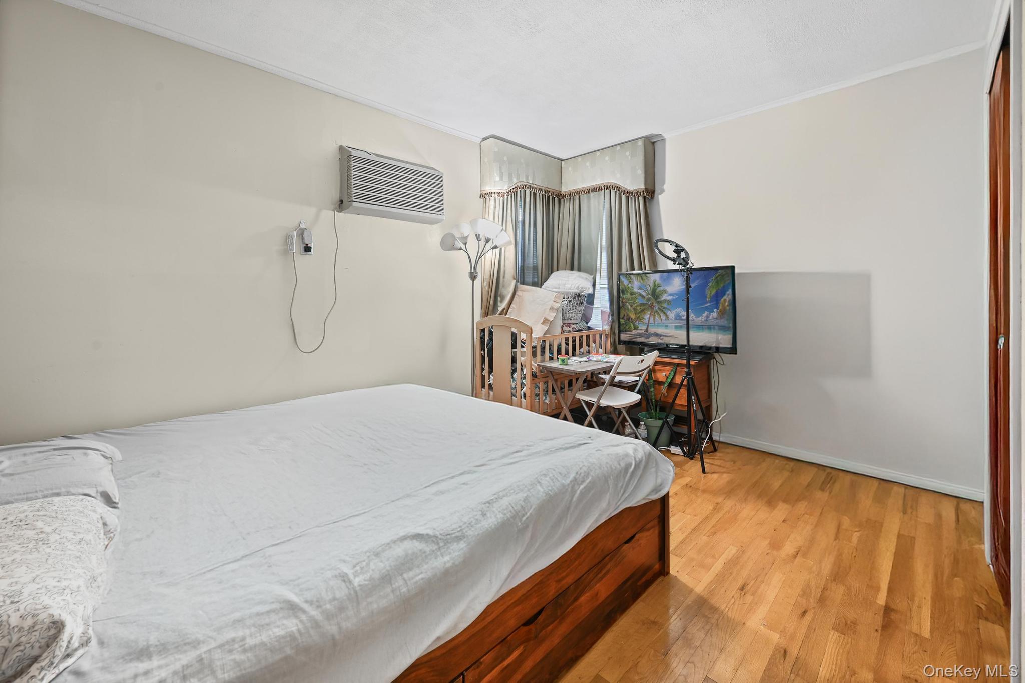 #15 photo, 225-15 147 Avenue, クイーンズ区 Rosedale , NY 11413