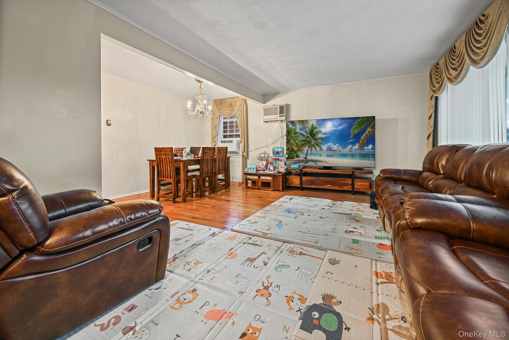 #9 photo, 225-15 147 Avenue, クイーンズ区 Rosedale , NY 11413