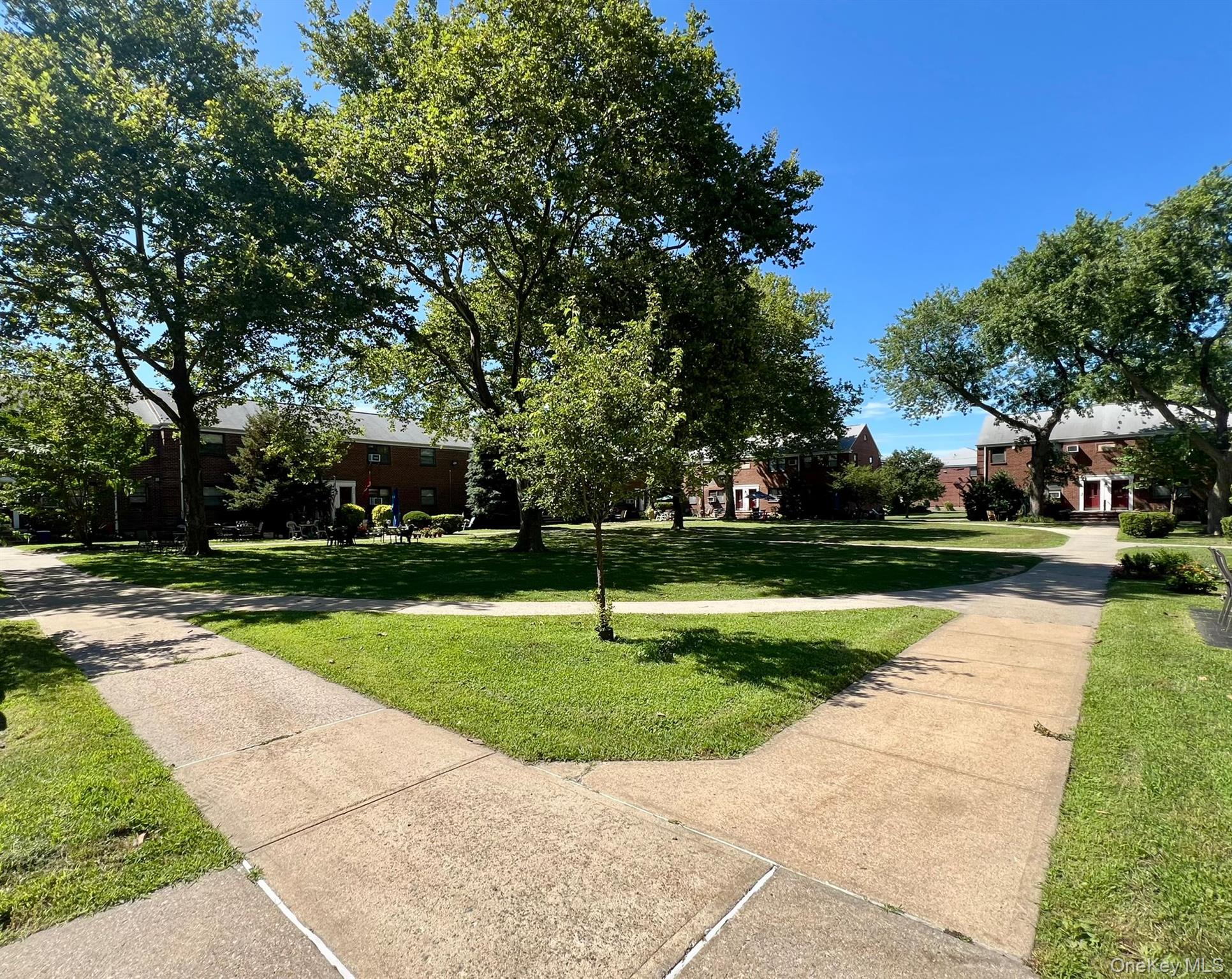 #13 photo, 17-72 166 Street, クイーンズ区 Whitestone , NY 11357