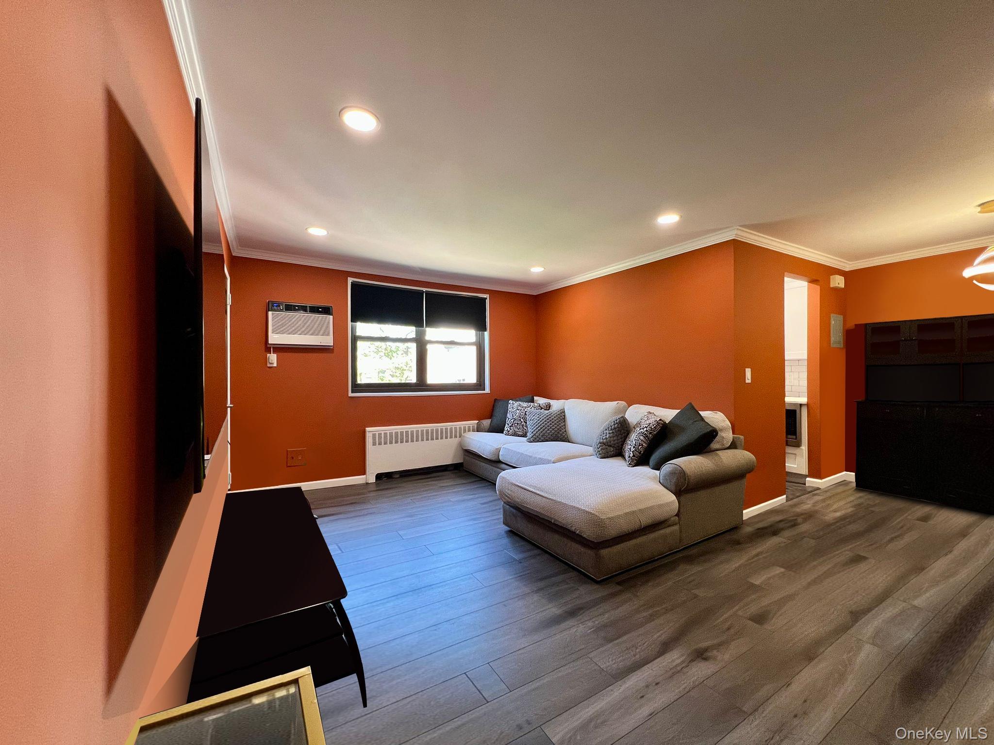 #2 photo, 17-72 166 Street, クイーンズ区 Whitestone , NY 11357