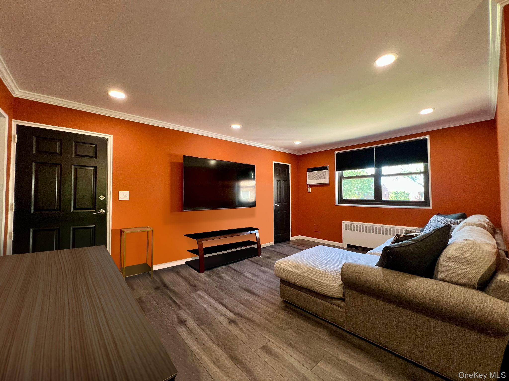 #3 photo, 17-72 166 Street, クイーンズ区 Whitestone , NY 11357